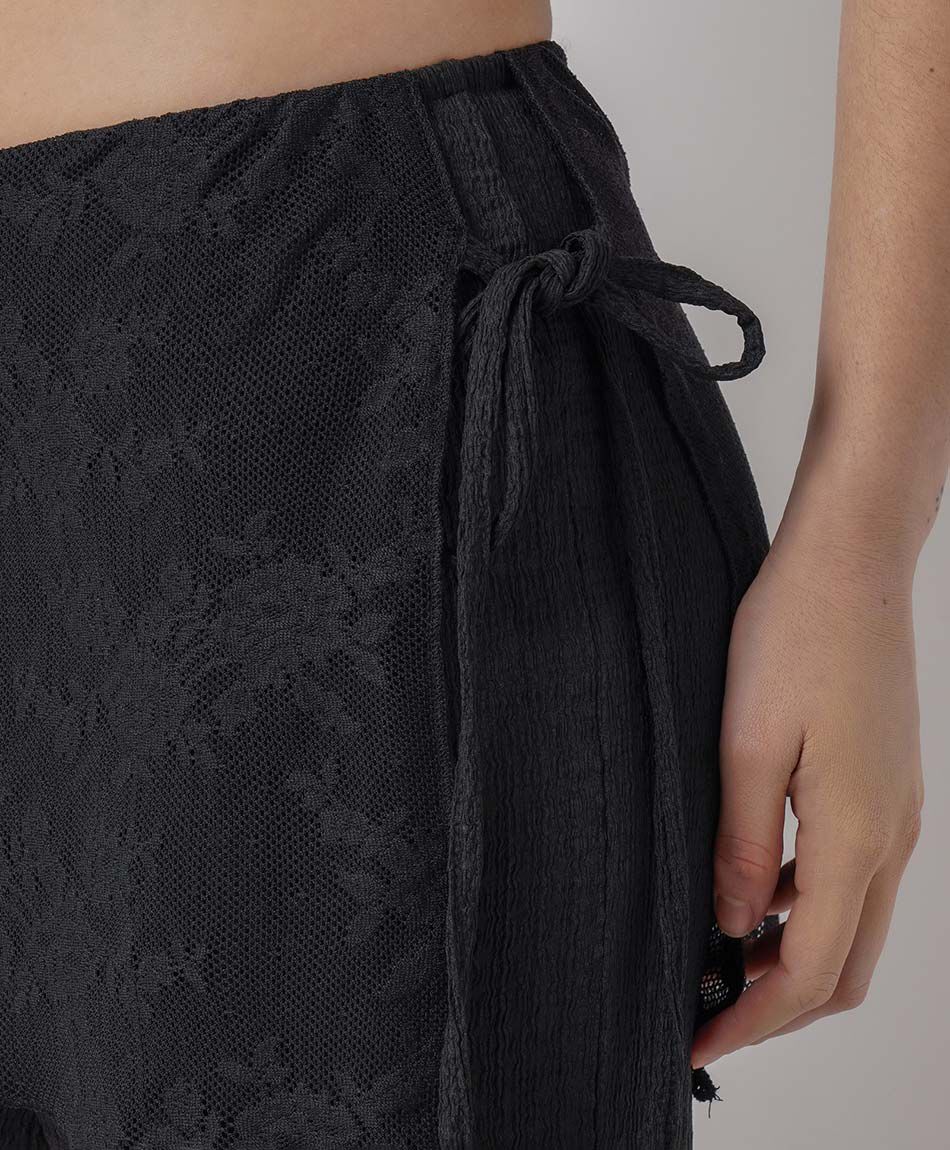 Pantal&oacute;n mujer pareo encaje negro