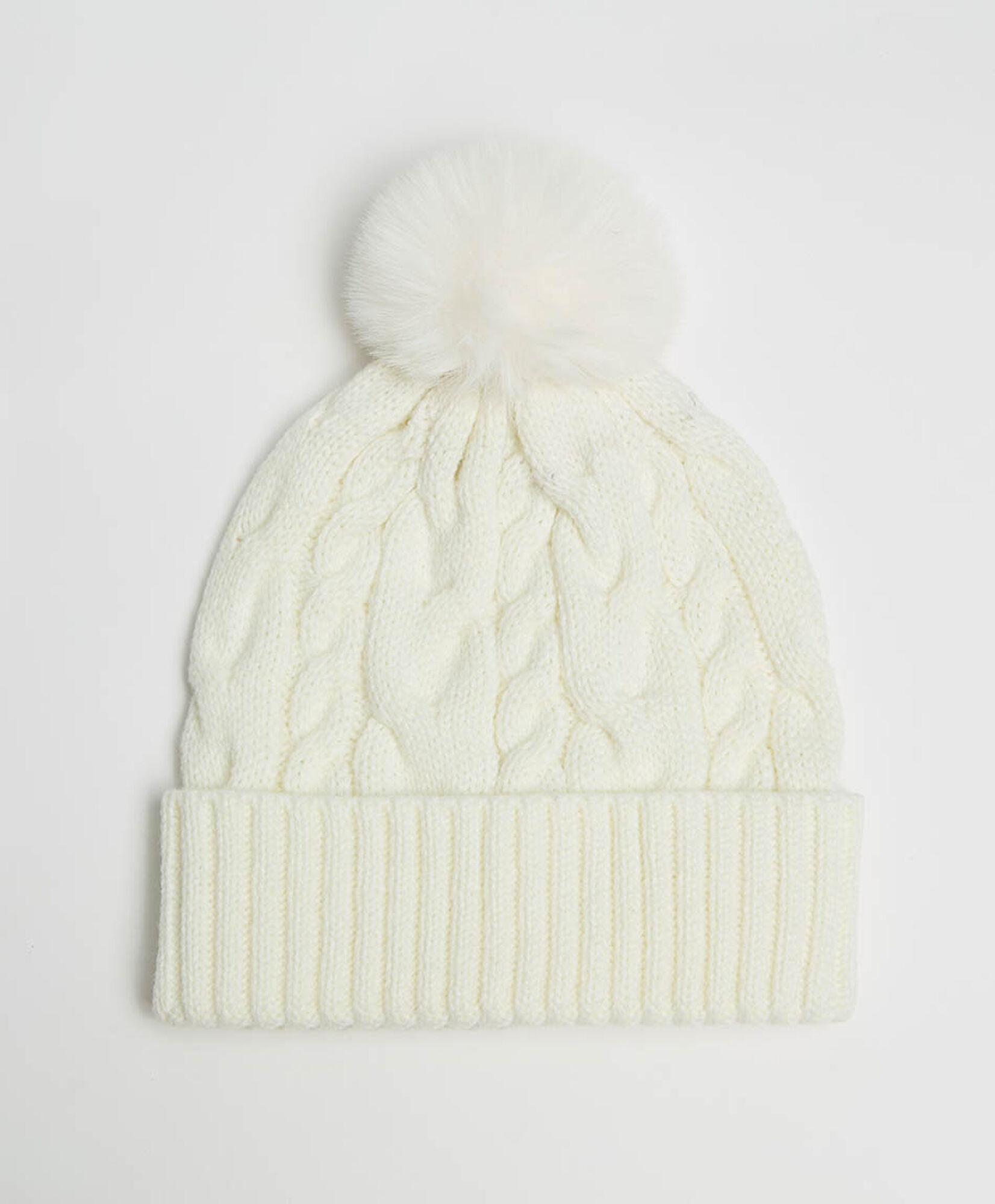 Gorro mujer trenzado pompón Gorro mujer trenzado pompón