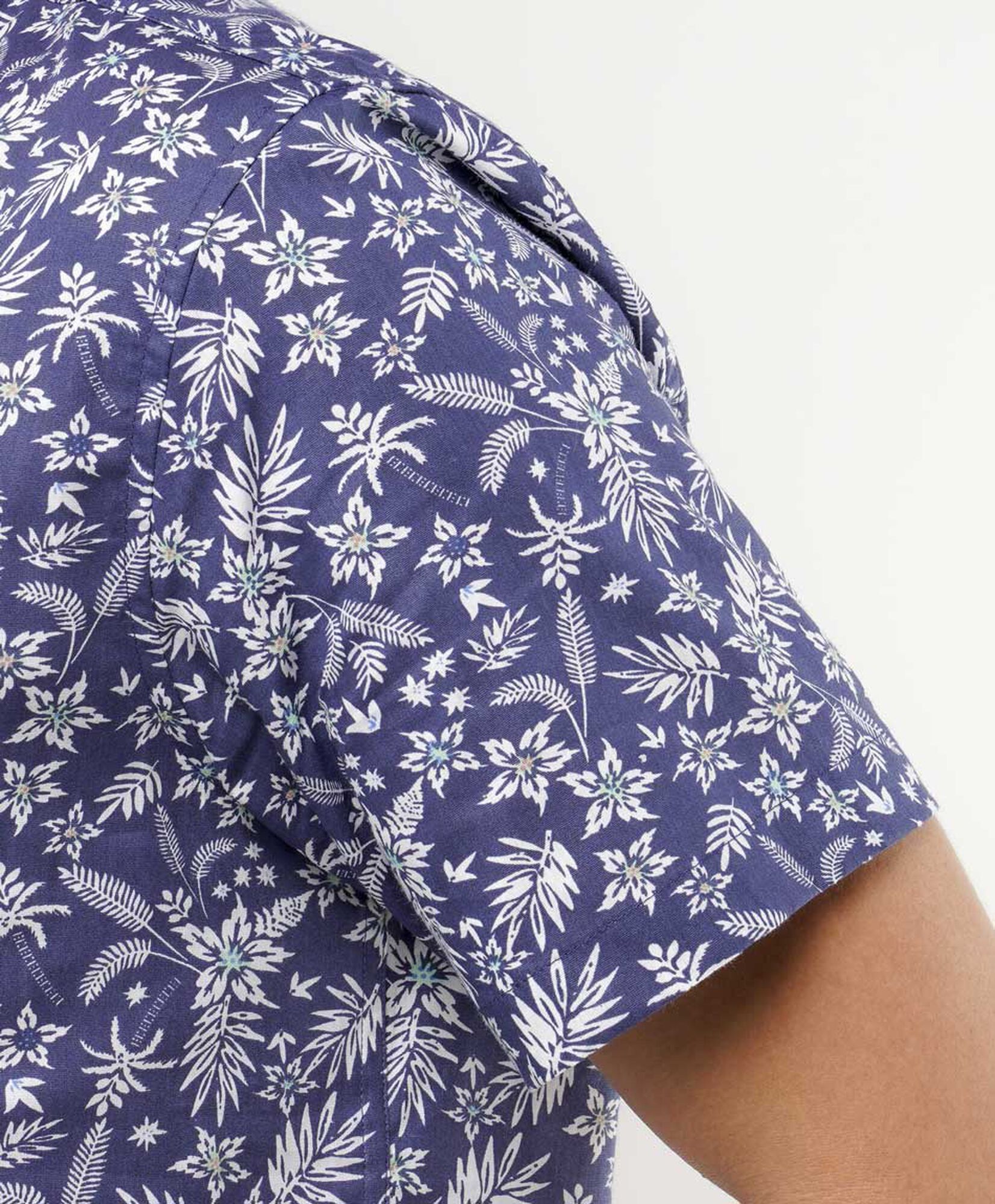 CAMISA MANGA CORTA CAMISA MANGA CORTA