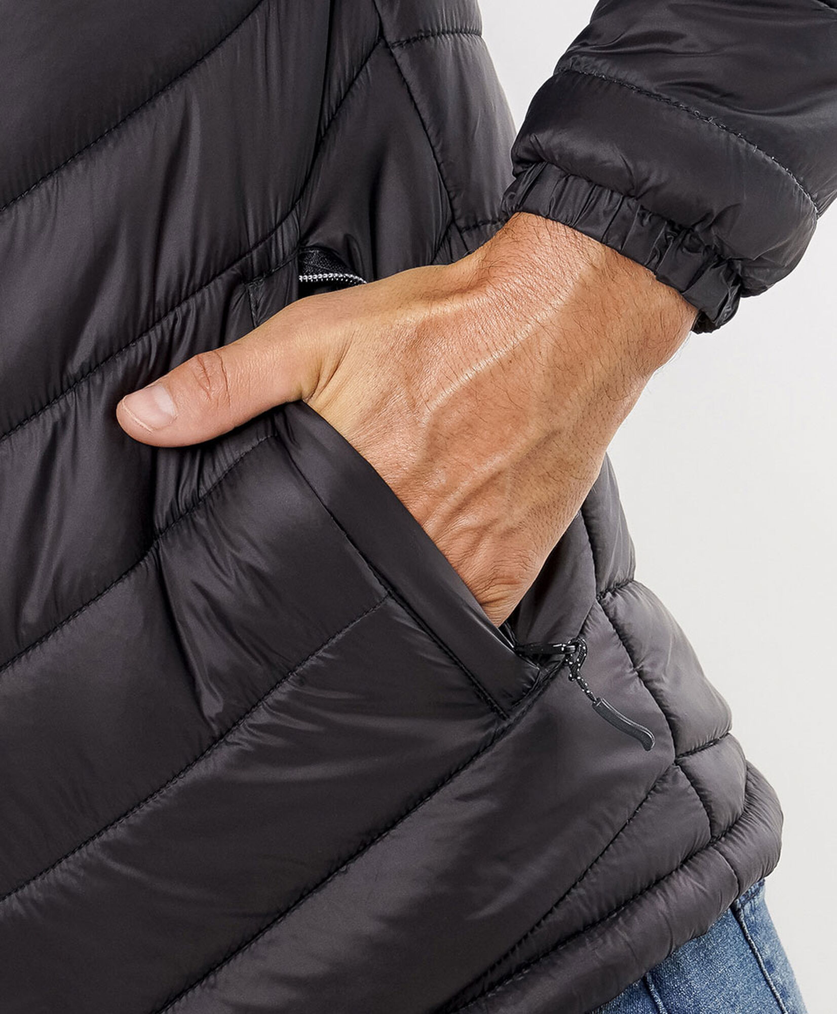 Parka hombre líneas negra Parka hombre líneas negra