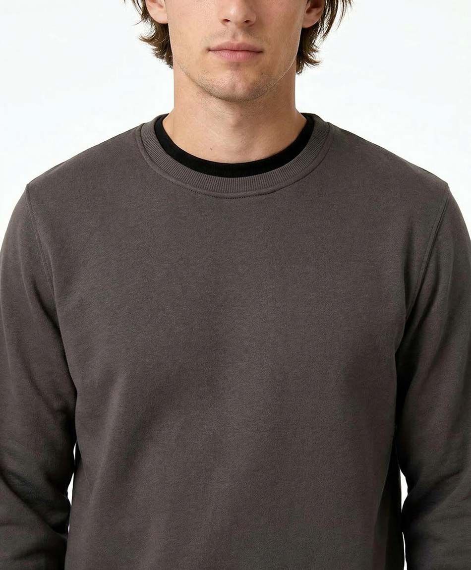 Poler&oacute;n hombre cuello redondo beige