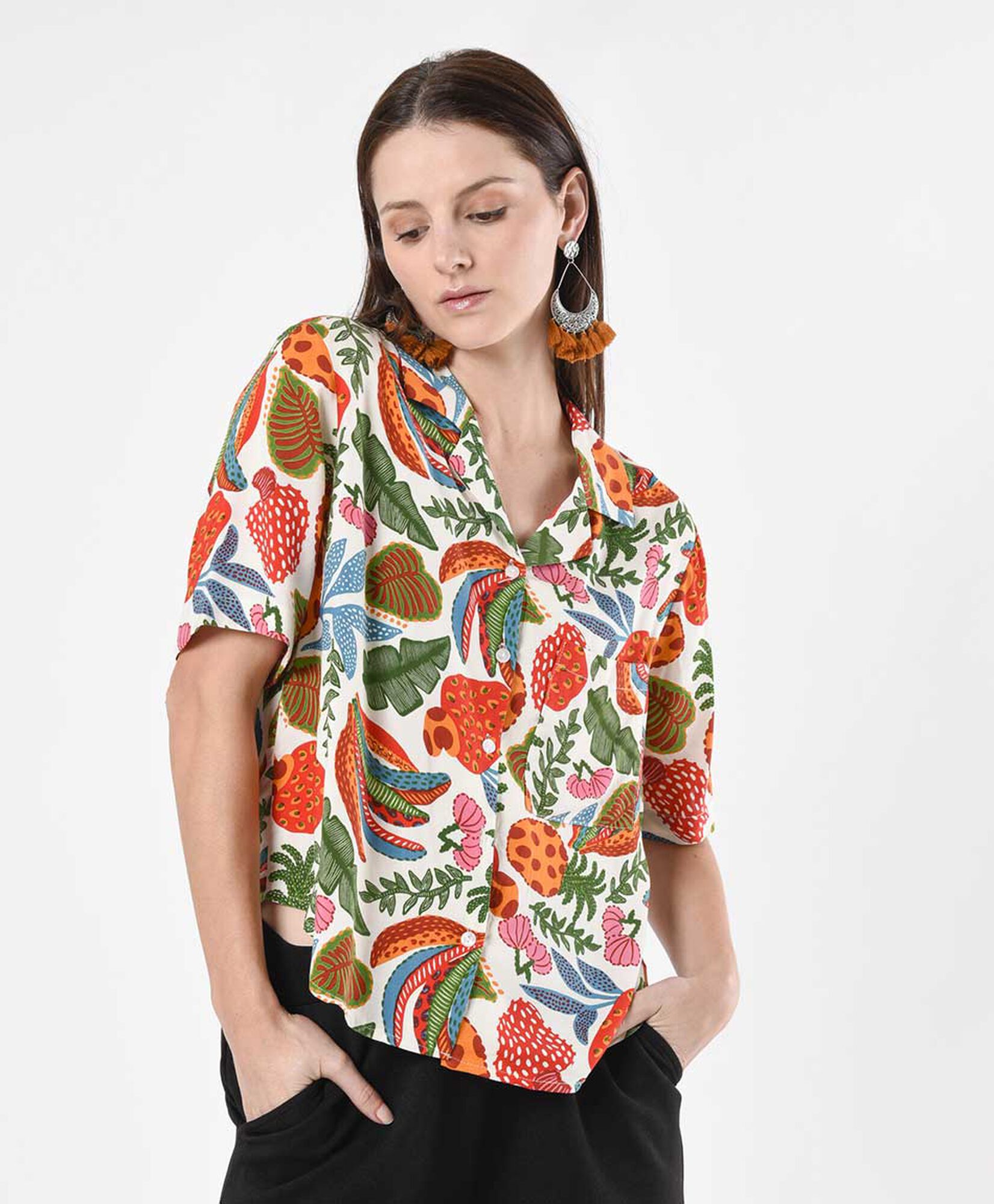 Blusa mujer tropical con bolsillo Blusa mujer tropical con bolsillo