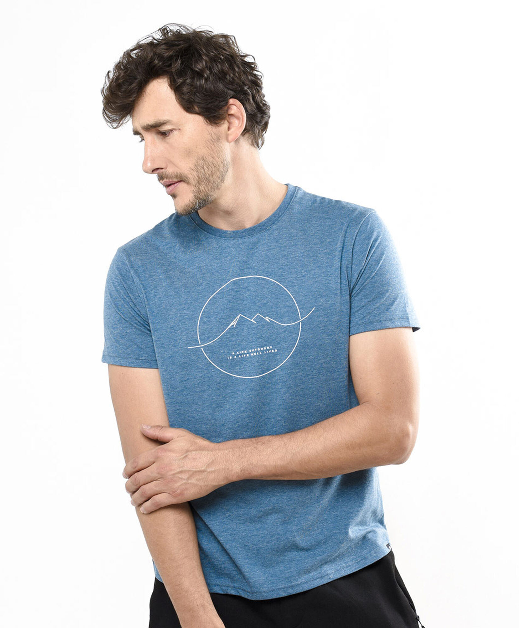 Polera deportiva hombre línea montaña Polera deportiva hombre línea montaña