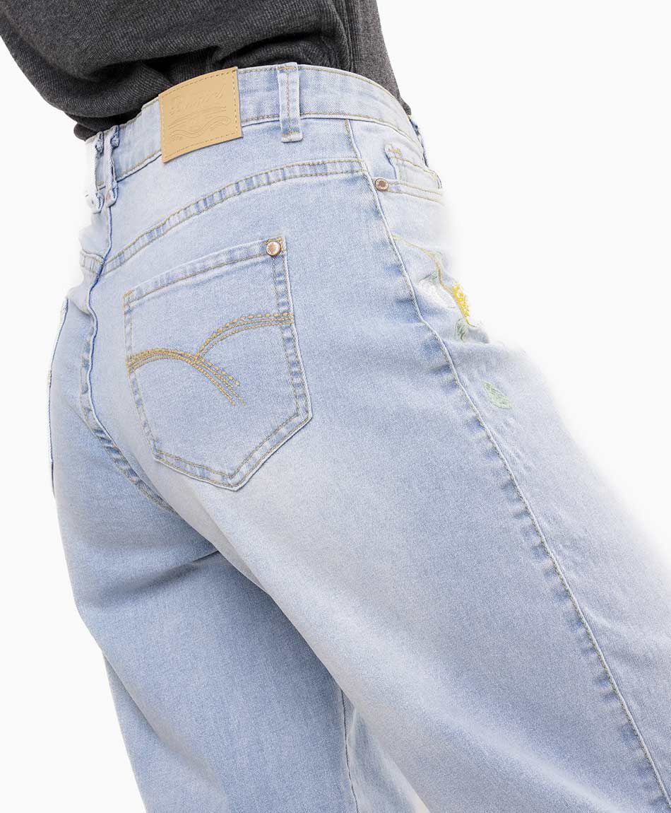 Jeans mujer straight pierna ancha