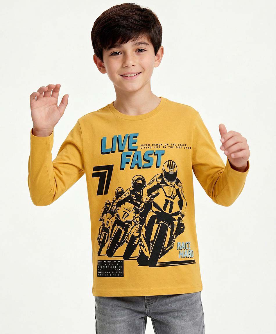 Polera ni&ntilde;o estampado live fast