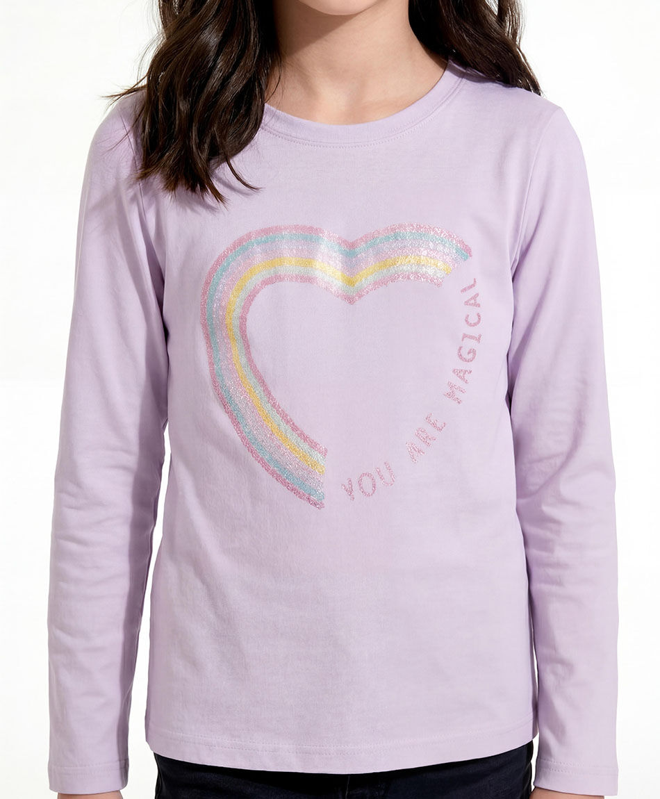 Polera ni&ntilde;a estampado coraz&oacute;n mora