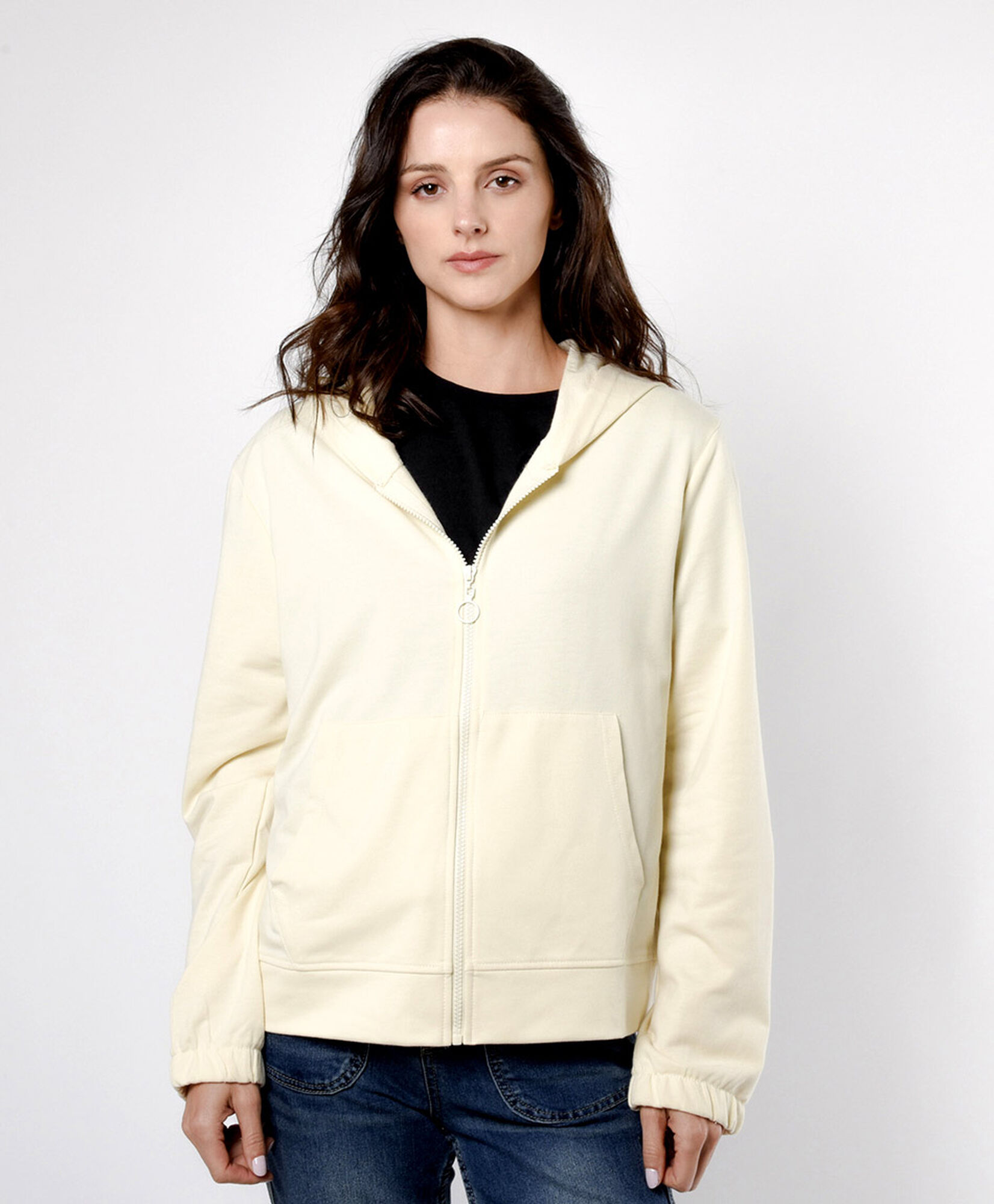 Polerón mujer clásico beige Polerón mujer clásico beige