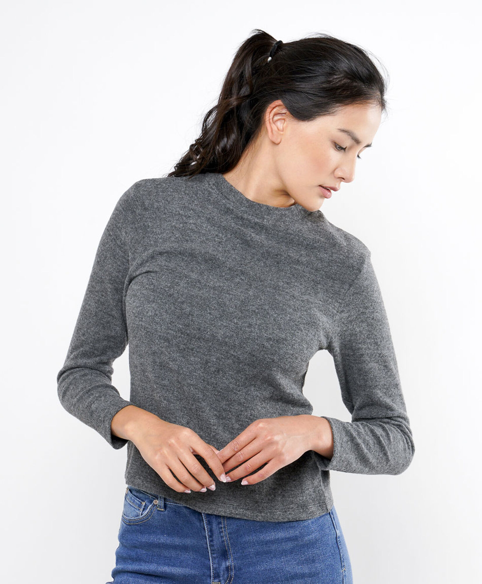 Polera mujer estilo tejida gris Polera mujer estilo tejida gris