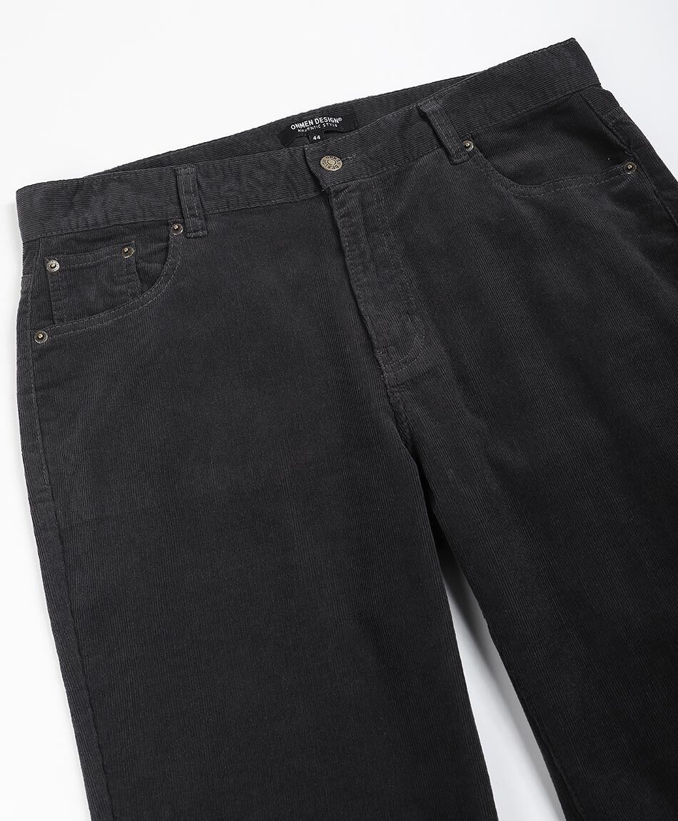Pantal&oacute;n hombre dise&ntilde;o corderoy gris oscuro