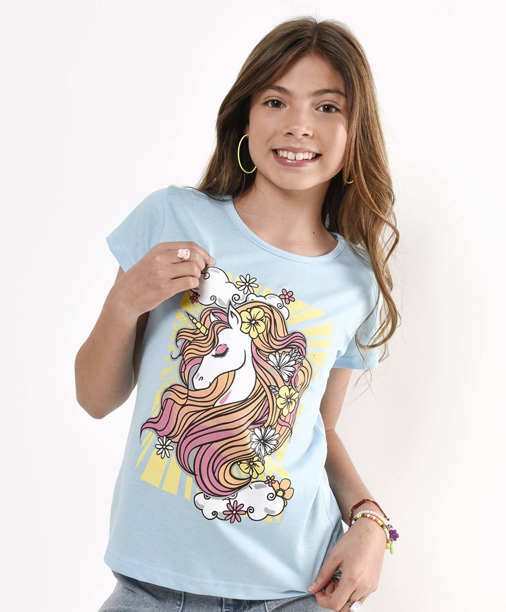 Polera niña unicornio con flores Polera niña unicornio con flores