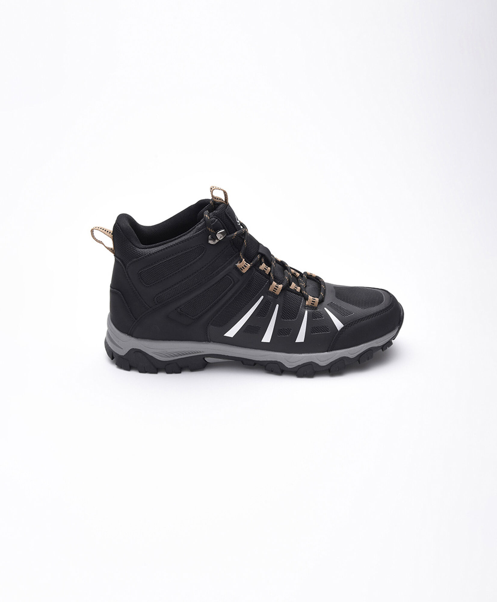 Zapatilla hombre outdoor reflectante Zapatilla hombre outdoor reflectante