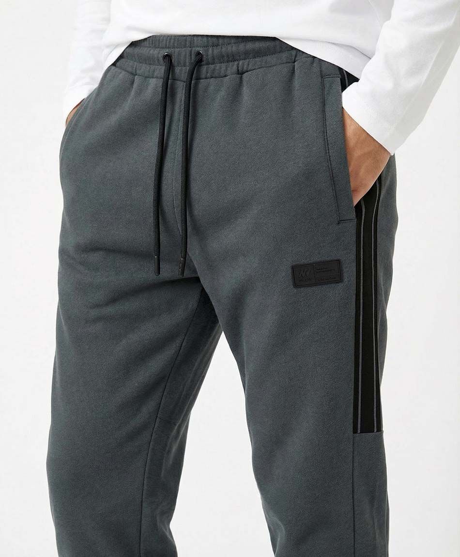 Pantal&oacute;n deportivo hombre jogger grey