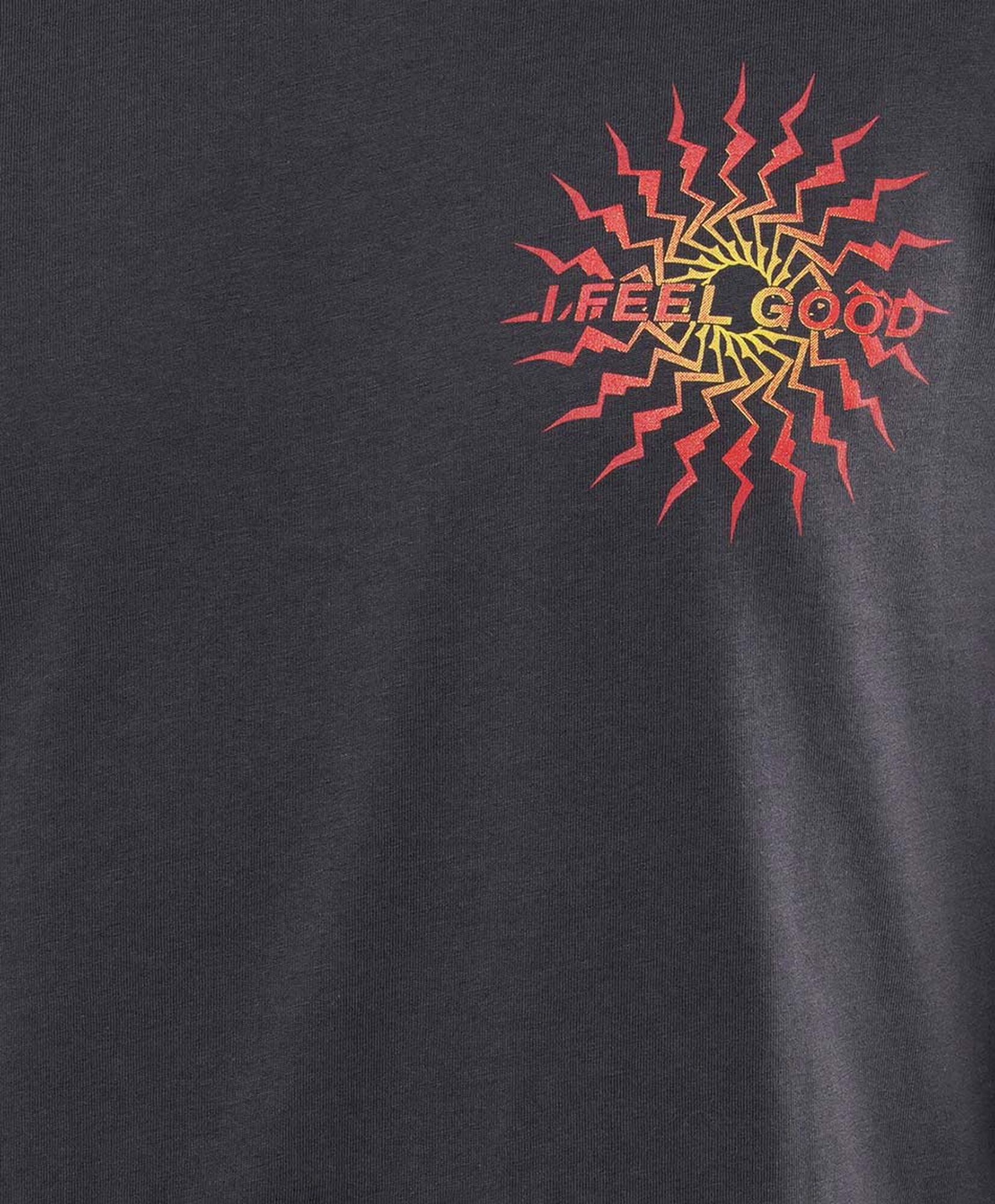 Polera hombre doble estampado feel good Polera hombre doble estampado feel good