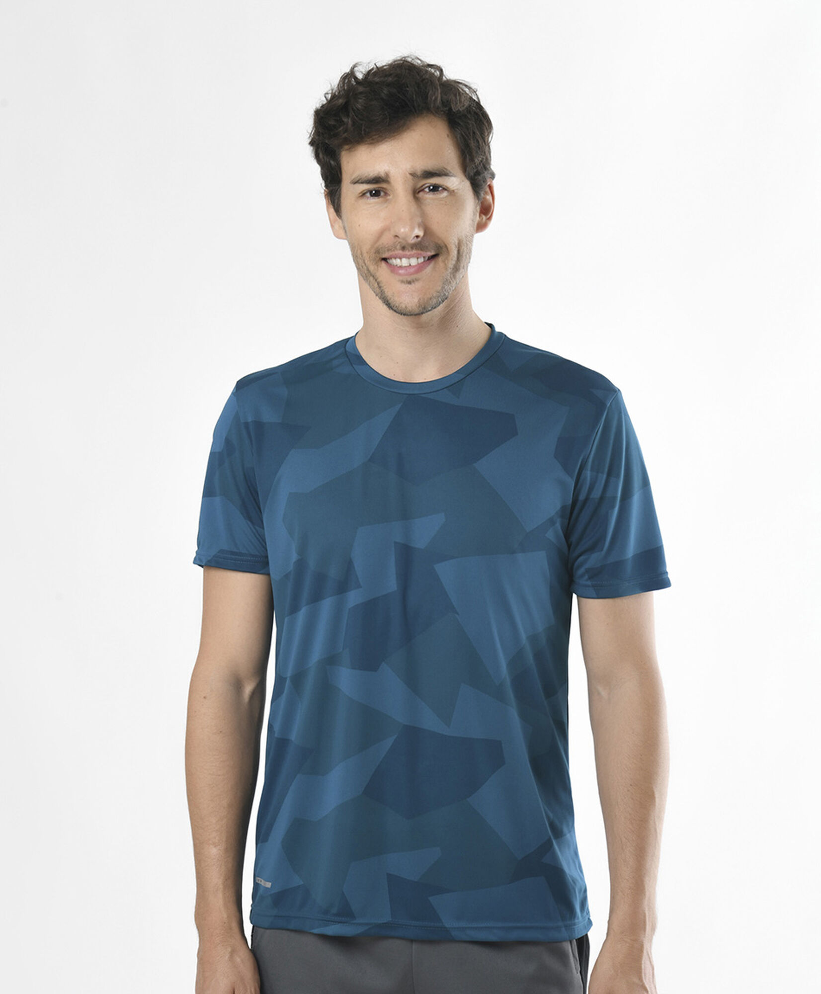 Polera deportiva hombre formas Polera deportiva hombre formas