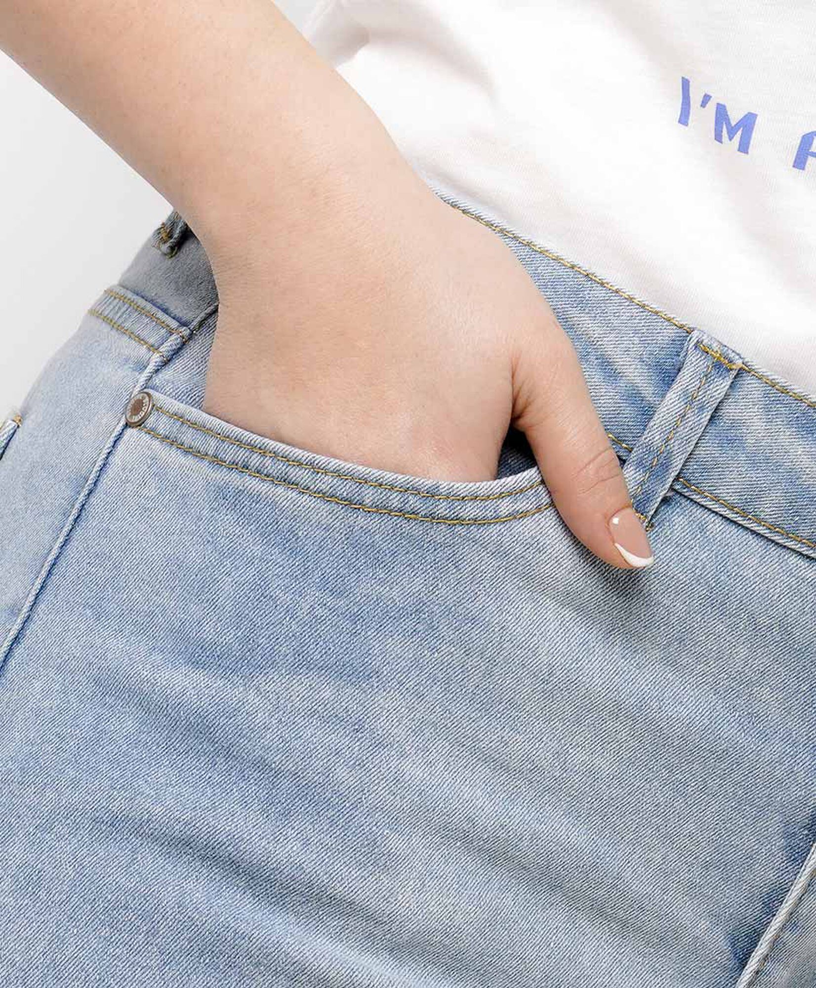 Jeans mujer dibujos bordados wide Jeans mujer dibujos bordados wide
