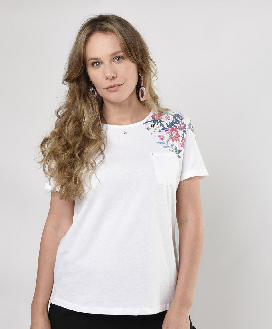 Polera mujer hombros florales