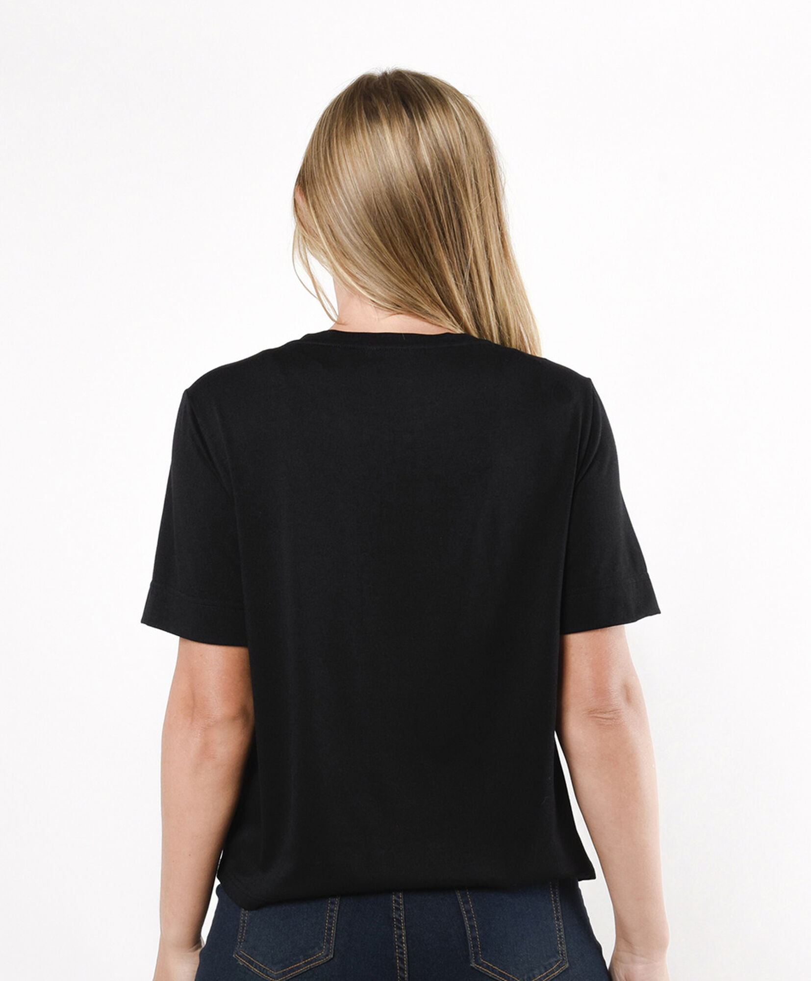 Polera mujer detalle cuello Polera mujer detalle cuello