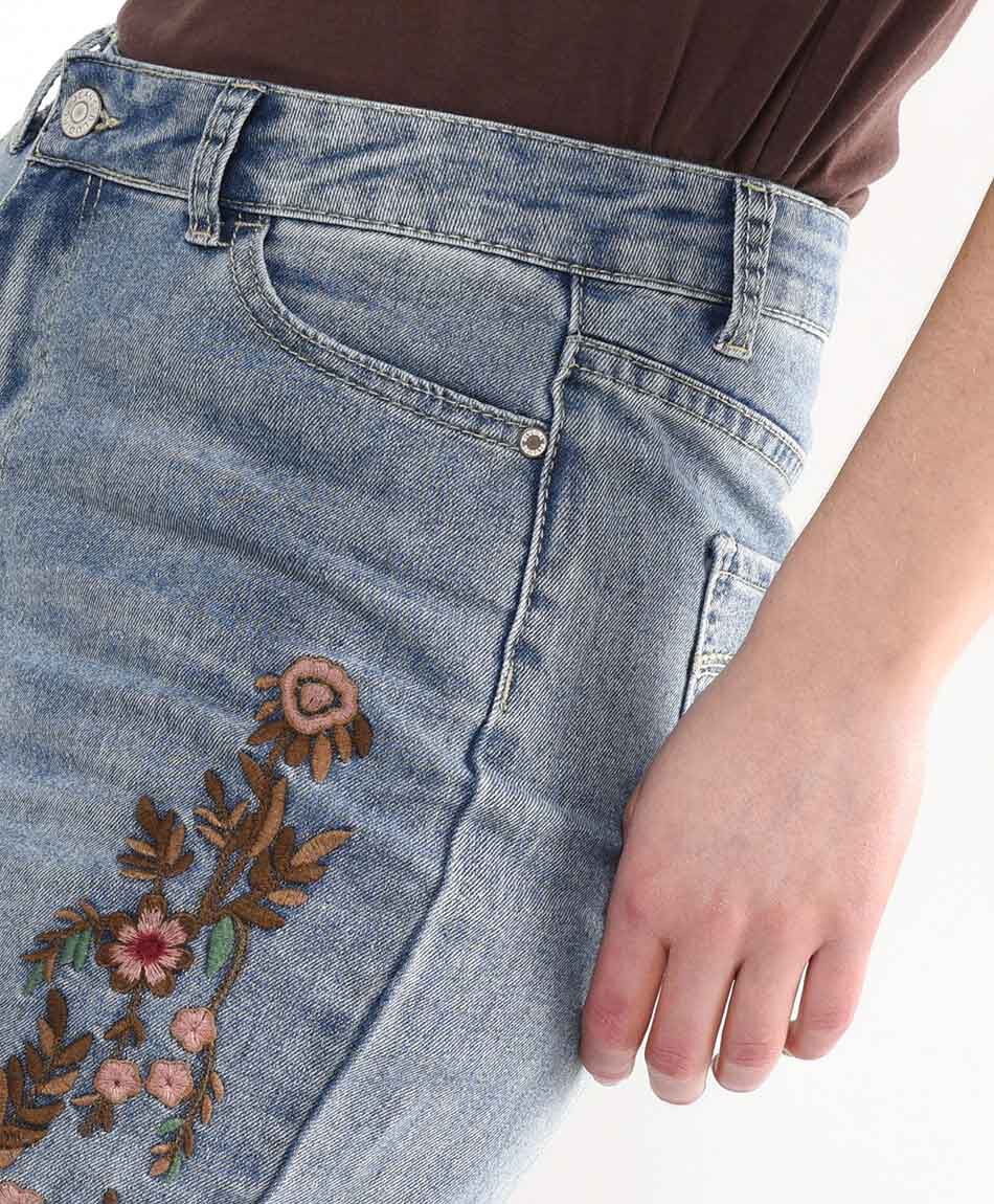 Jeans mujer bordado lateral wide