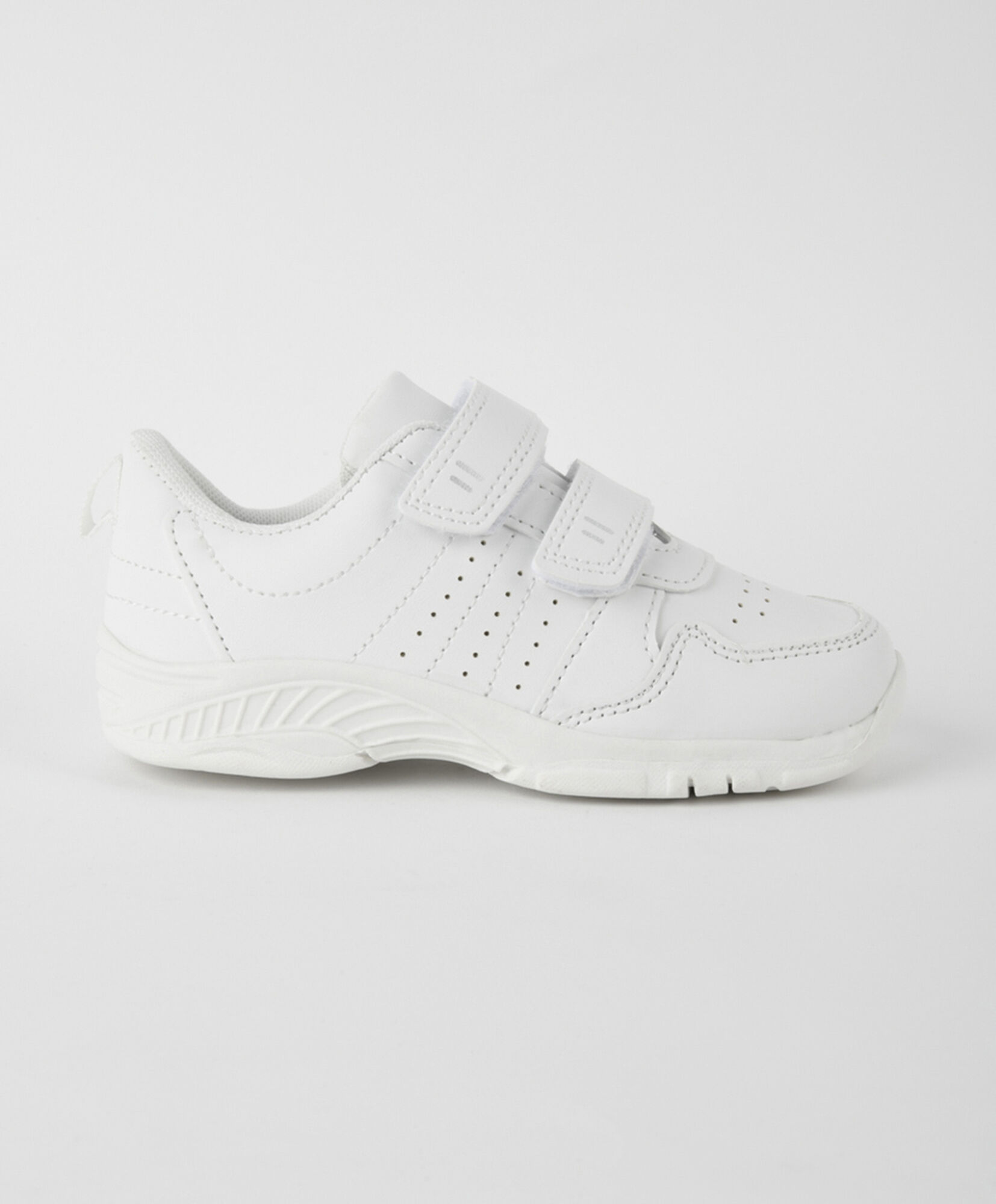 Zapatilla escolar (26 a 34) blanca velcros Zapatilla escolar (26 a 34) blanca velcros