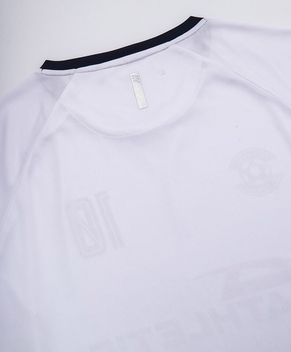 Polera deportiva hombre degrad&eacute; f&uacute;tbol