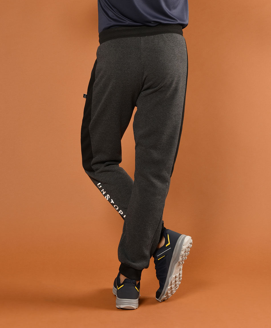 Pantal&oacute;n de buzo skinny fit