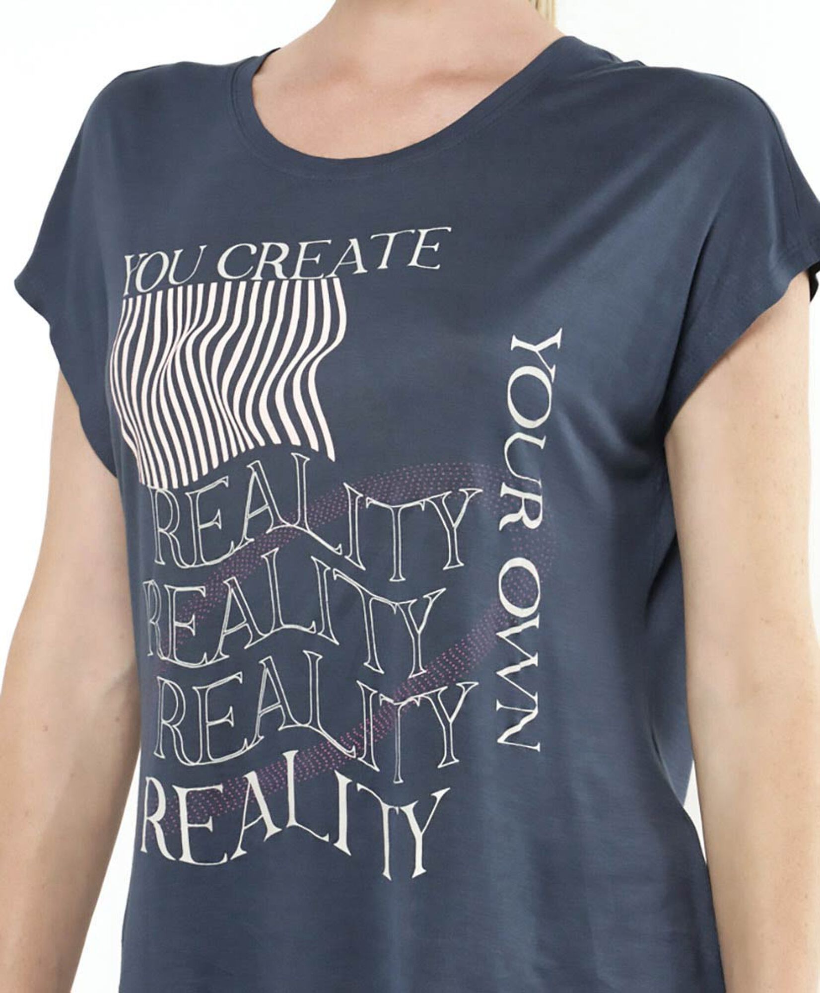 Polera deportiva mujer reality Polera deportiva mujer reality