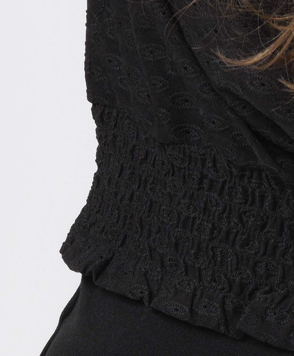 Polera mujer puntos calados