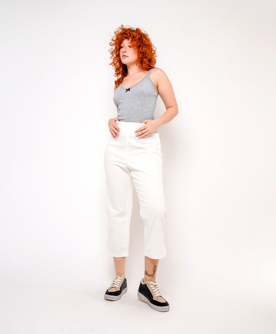 Pantal&oacute;n mujer estilo capri