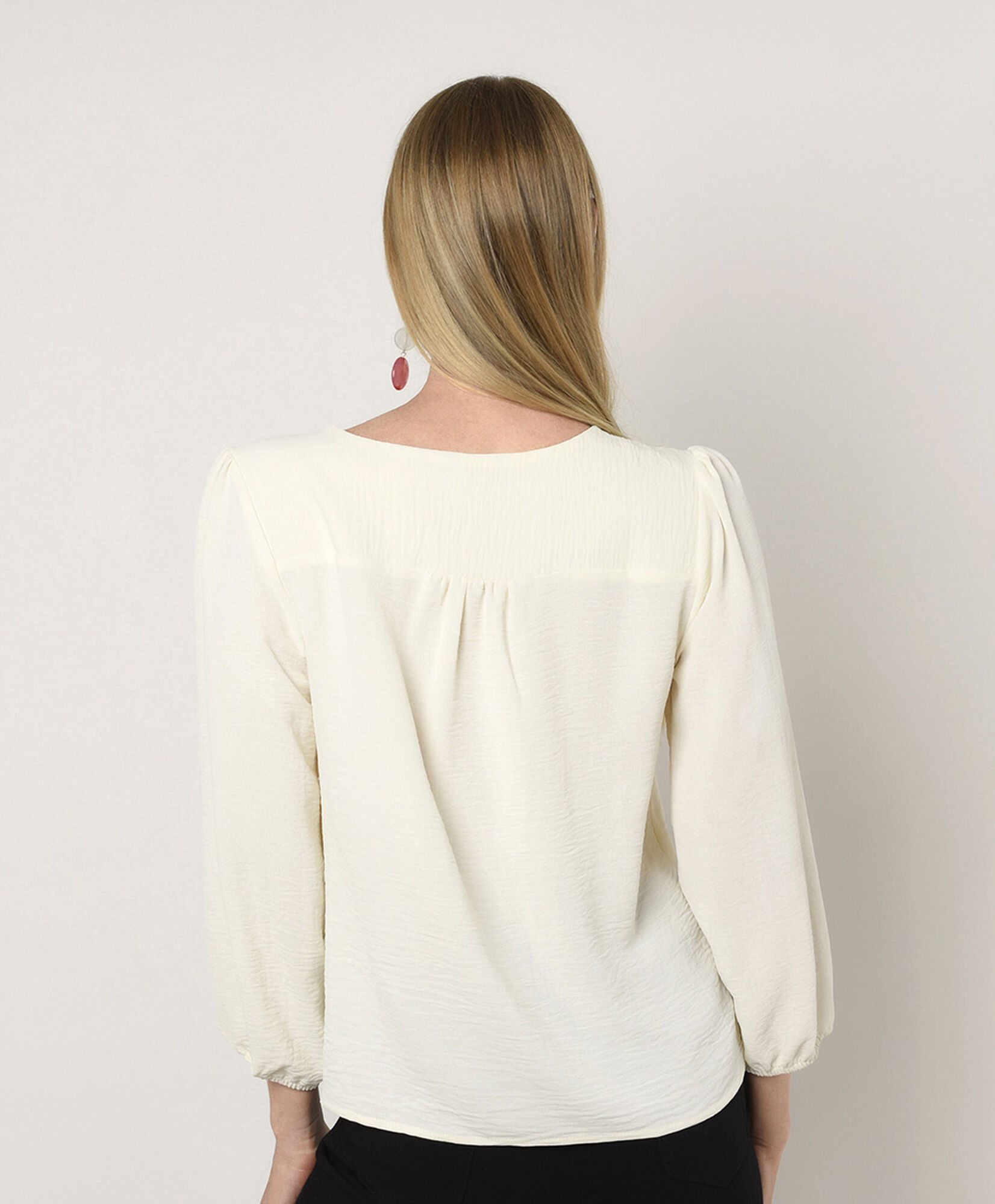 Blusa mujer detalles hombros Blusa mujer detalles hombros