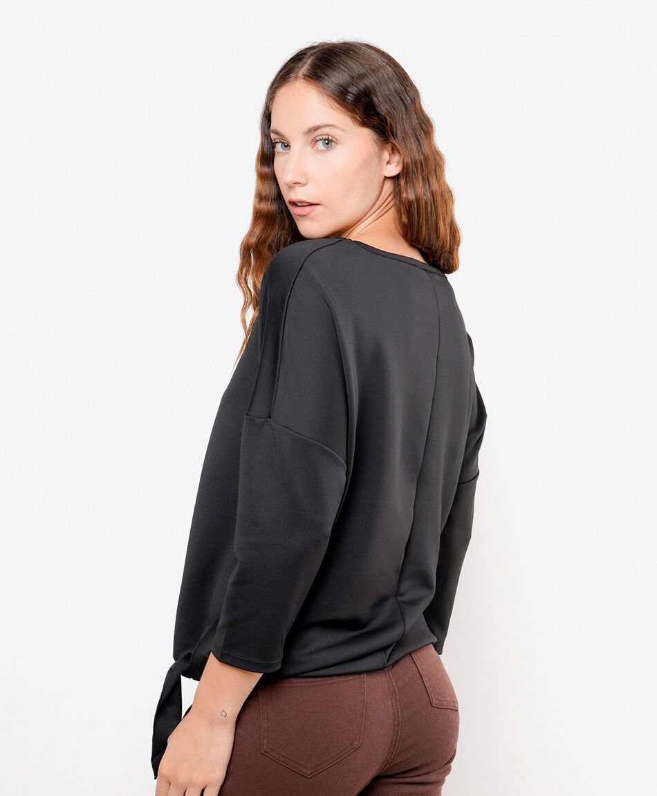 Polera mujer nudo lateral negro