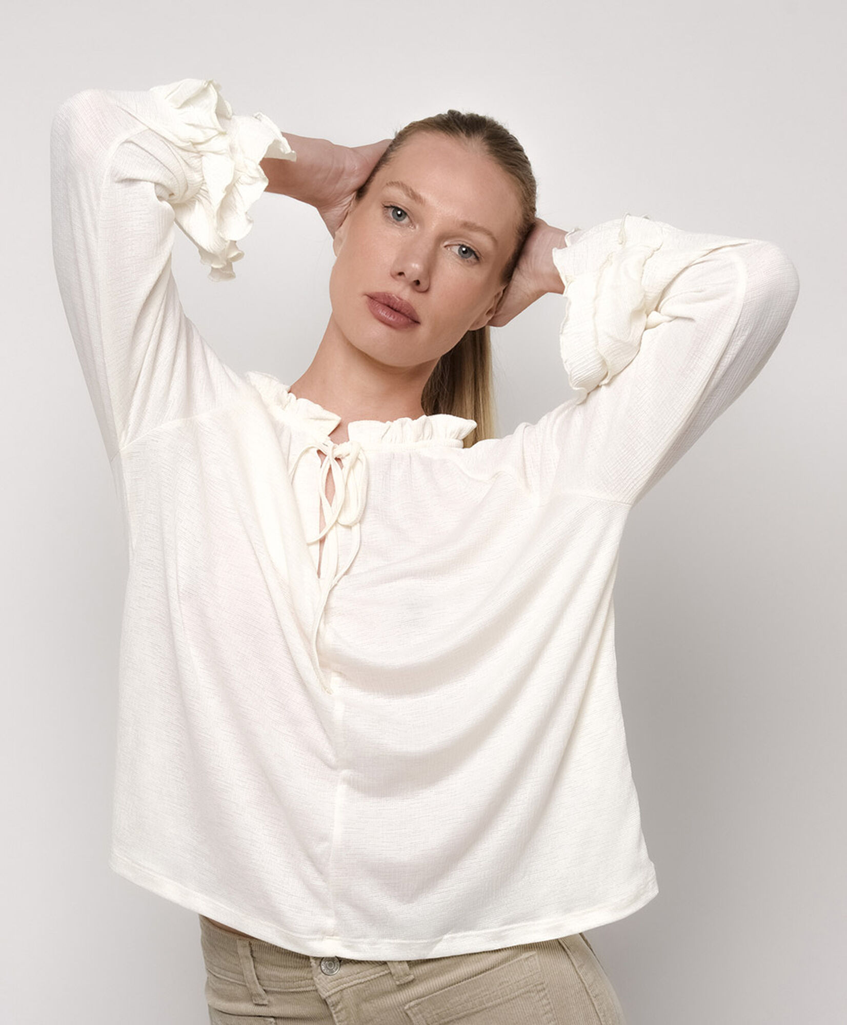 Polera mujer lazo vuelos Polera mujer lazo vuelos