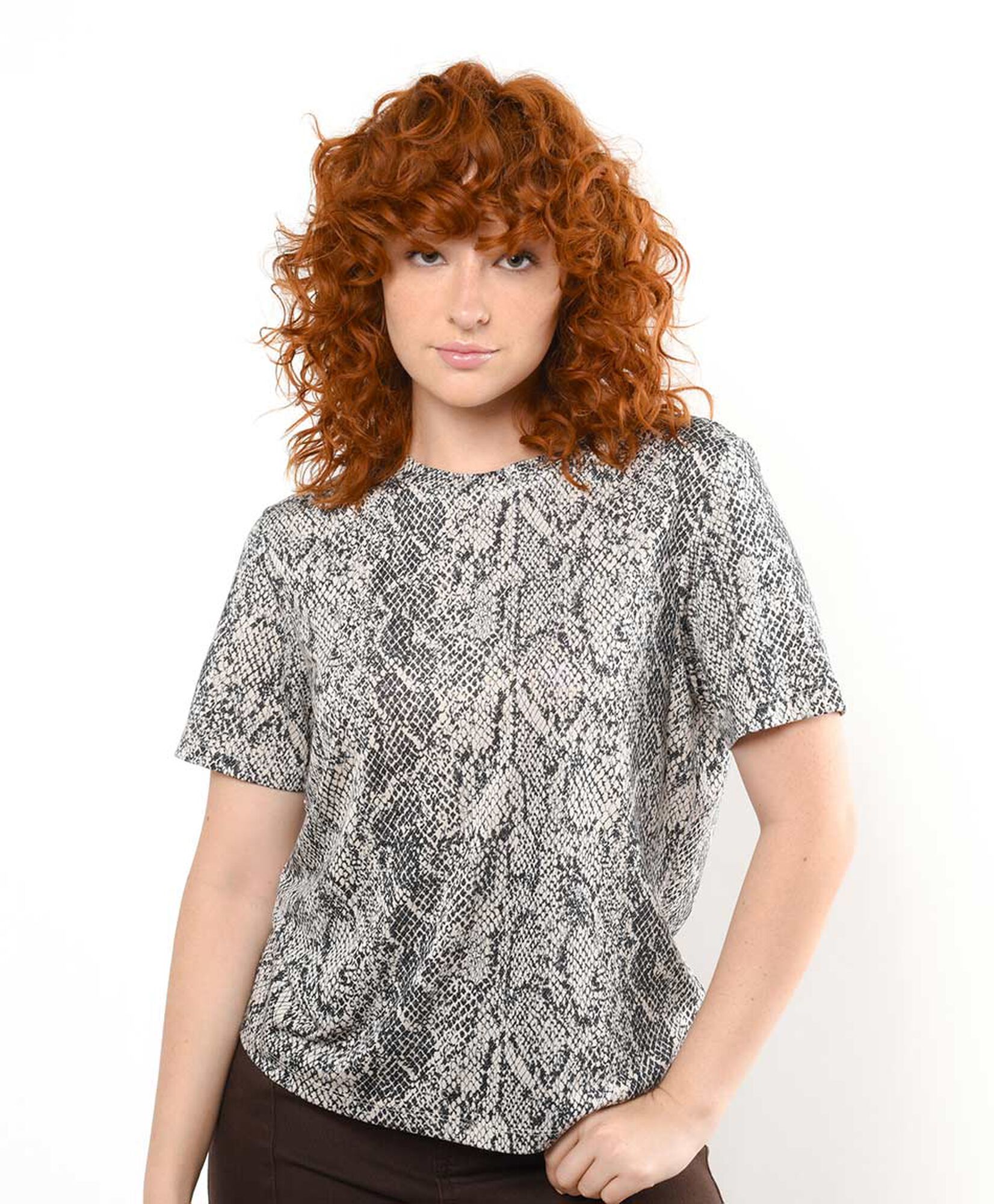 Polera mujer animal print serpiente Polera mujer animal print serpiente