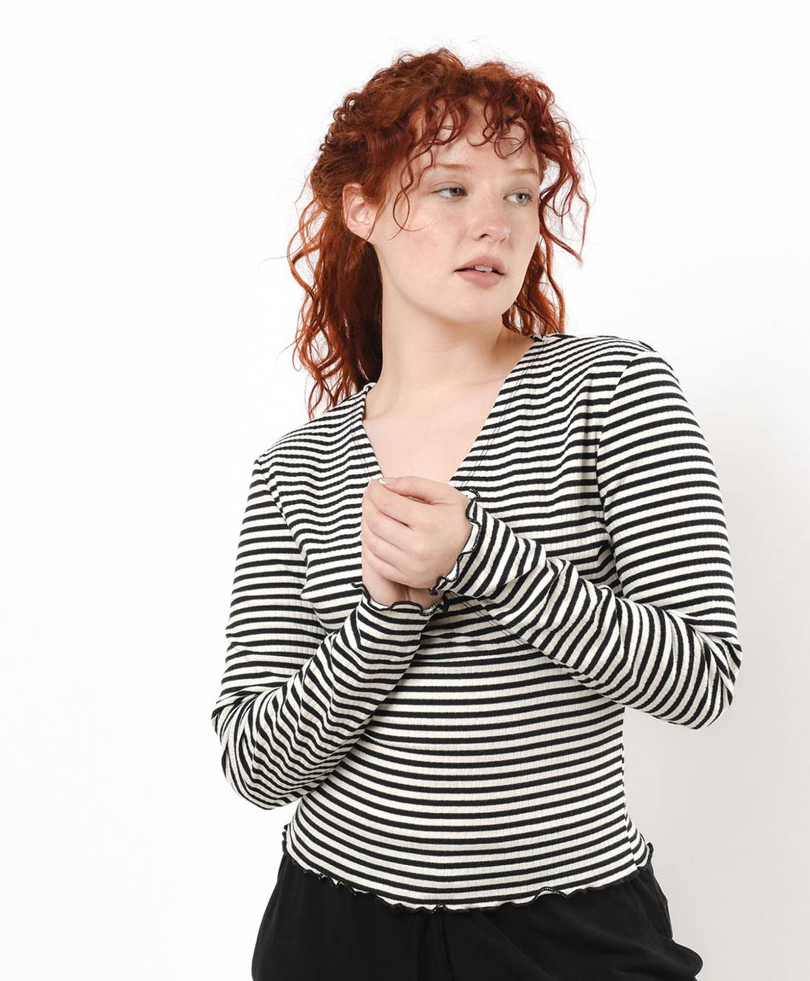 Polera mujer cruzada líneas Polera mujer cruzada líneas
