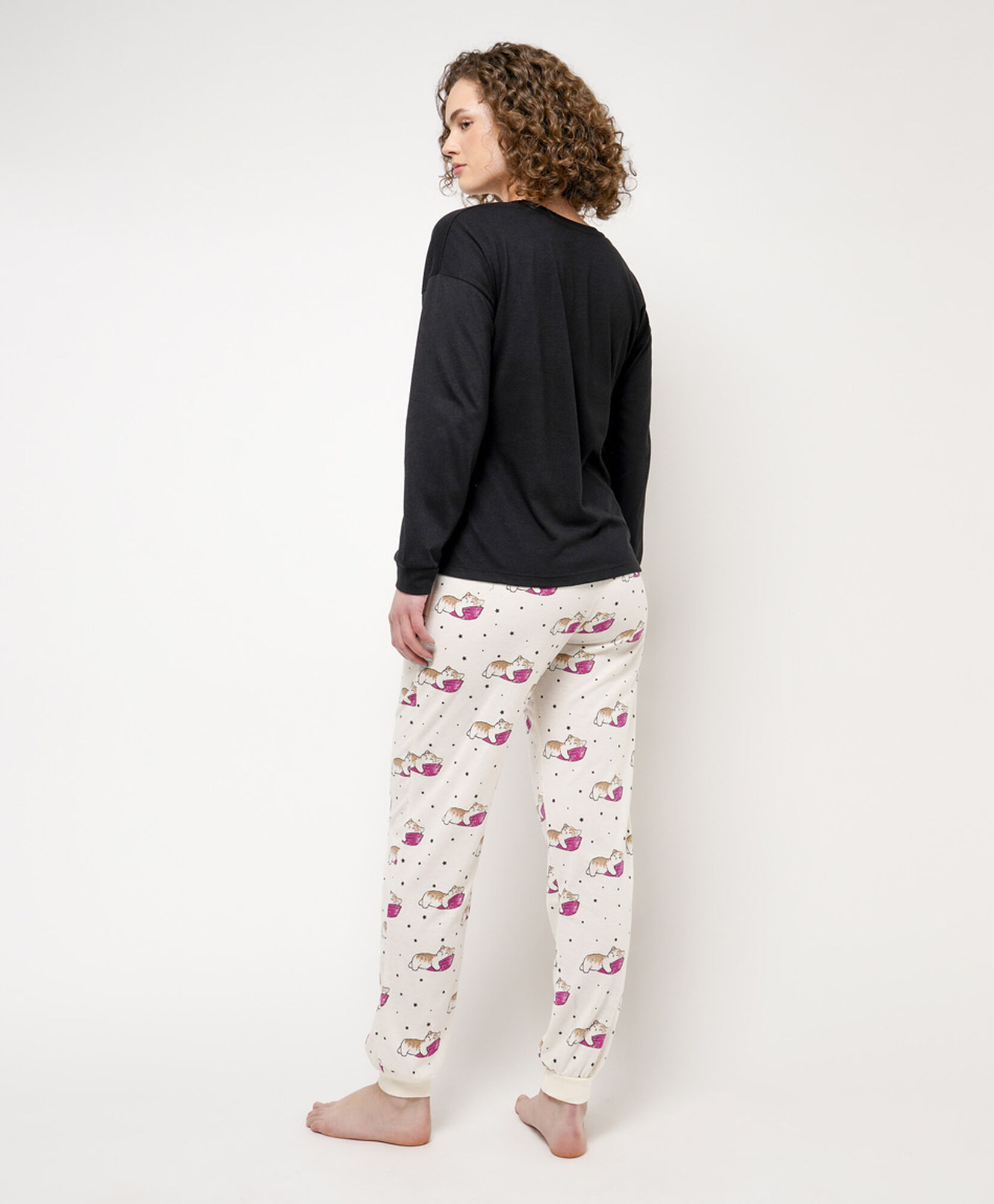 Pijama mujer gato durmiendo Pijama mujer gato durmiendo