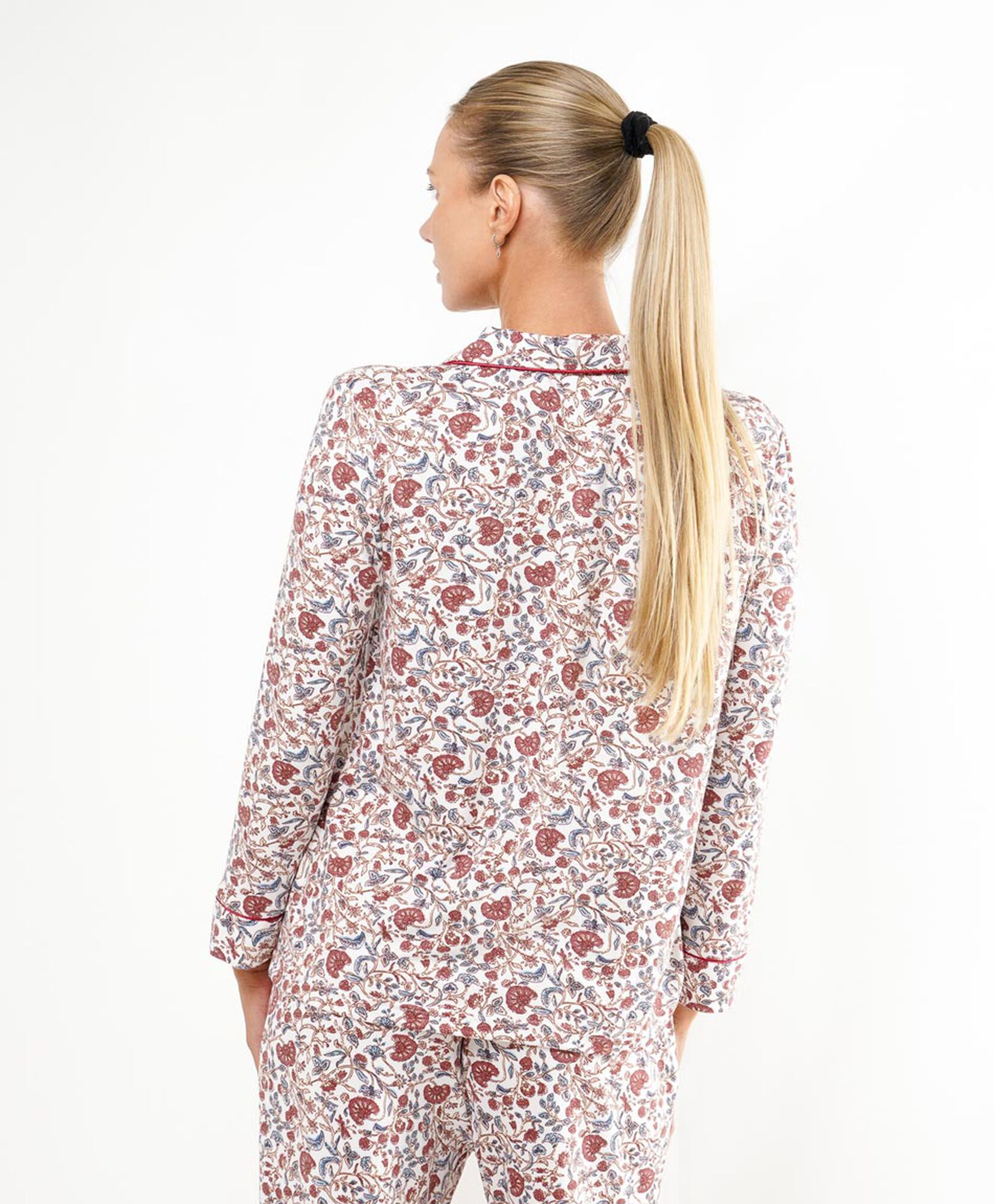 Pijama mujer camisero diseño flor Pijama mujer camisero diseño flor