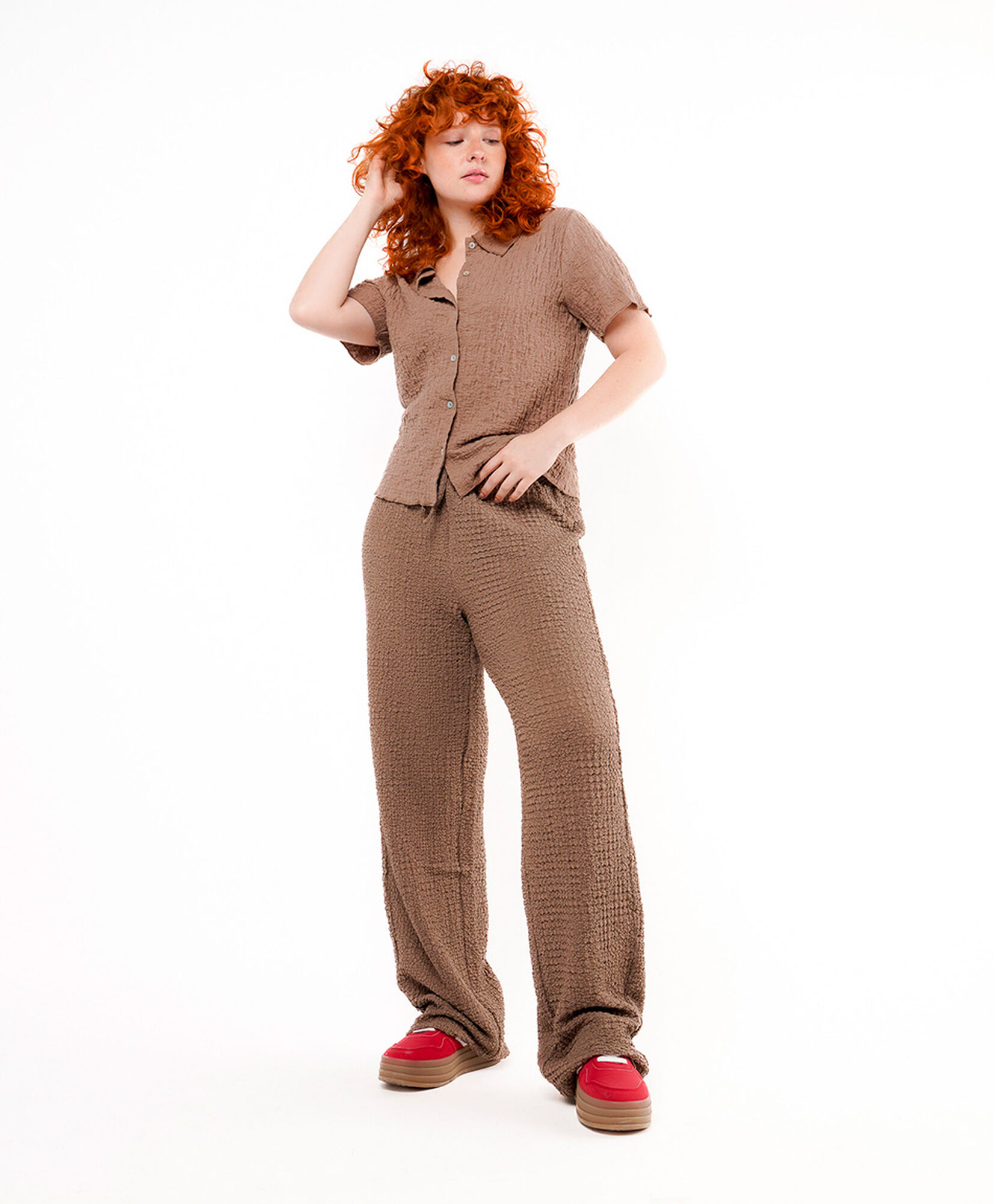 Pantalón mujer texturizado Pantalón mujer texturizado
