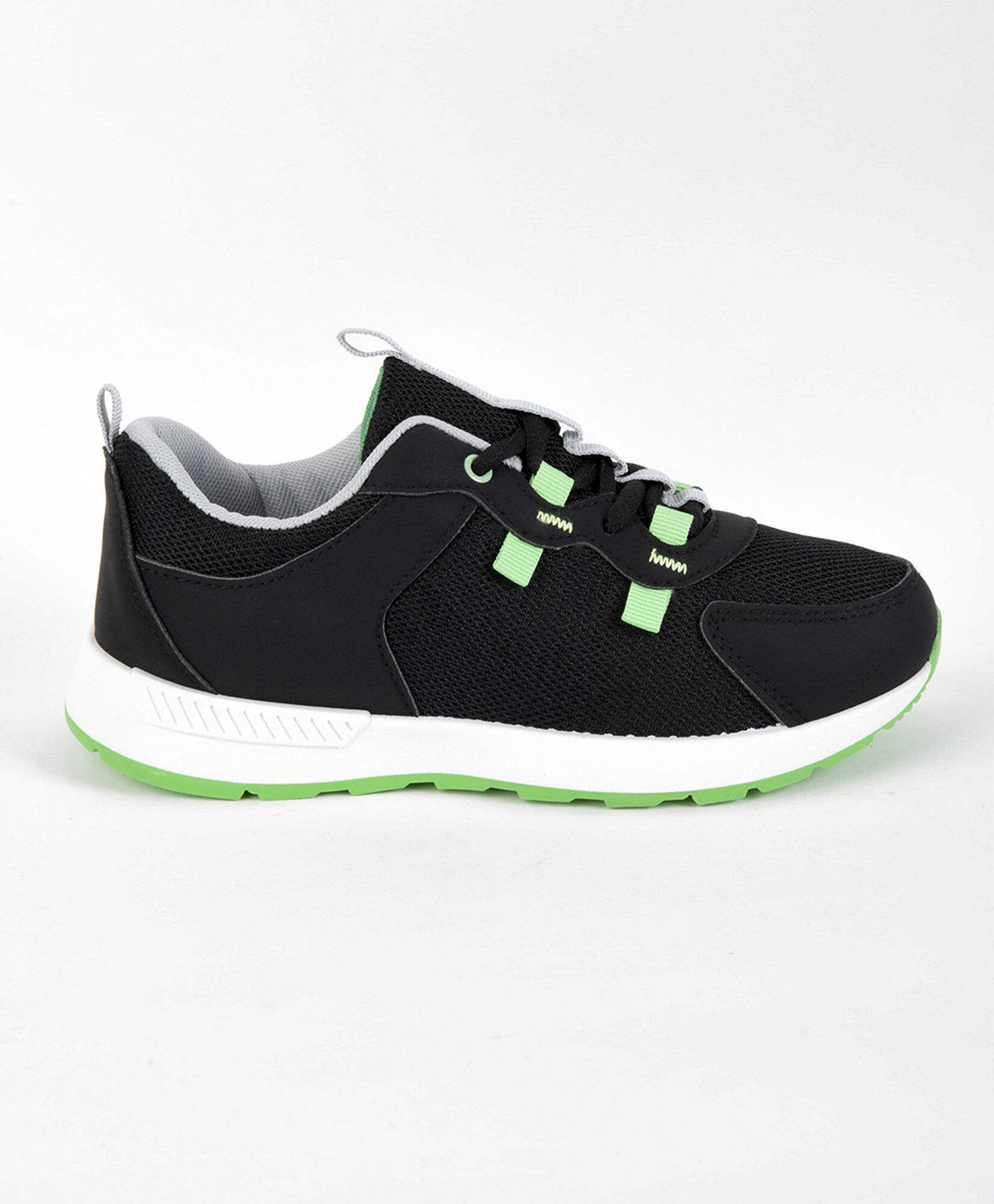 Zapatilla niño (32 a 37) negro y verde Zapatilla niño (32 a 37) negro y verde