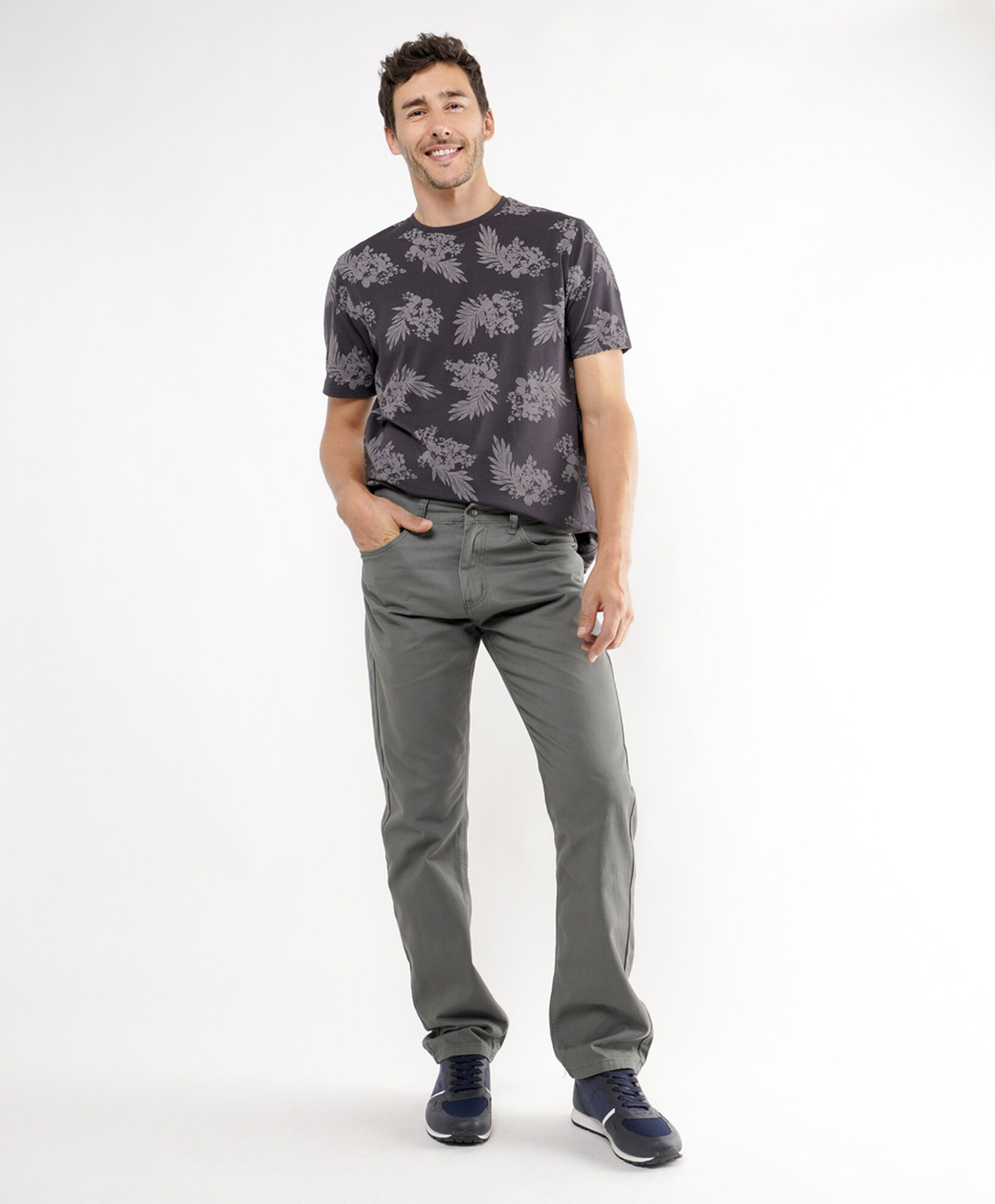Pantalón hombre básico liso Pantalón hombre básico liso