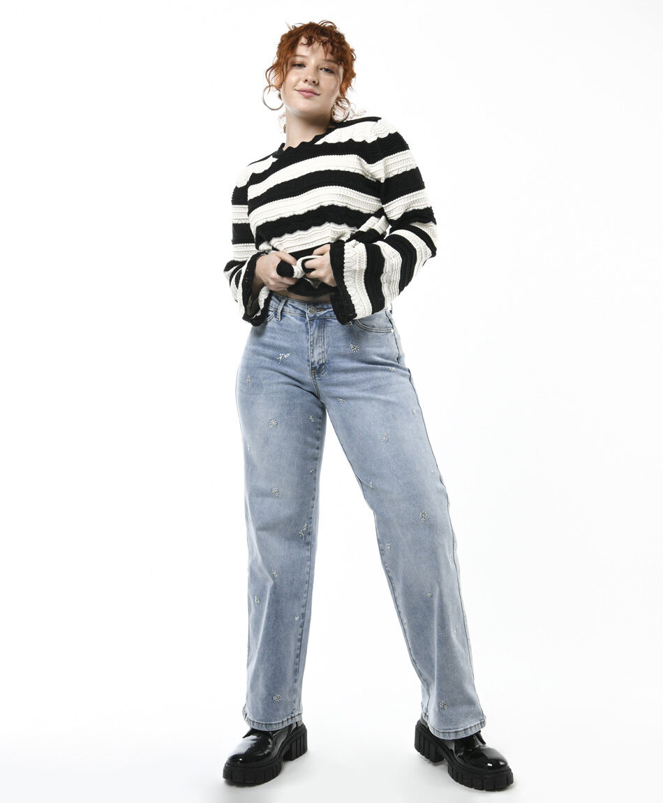 Jeans mujer flores bordadas wide