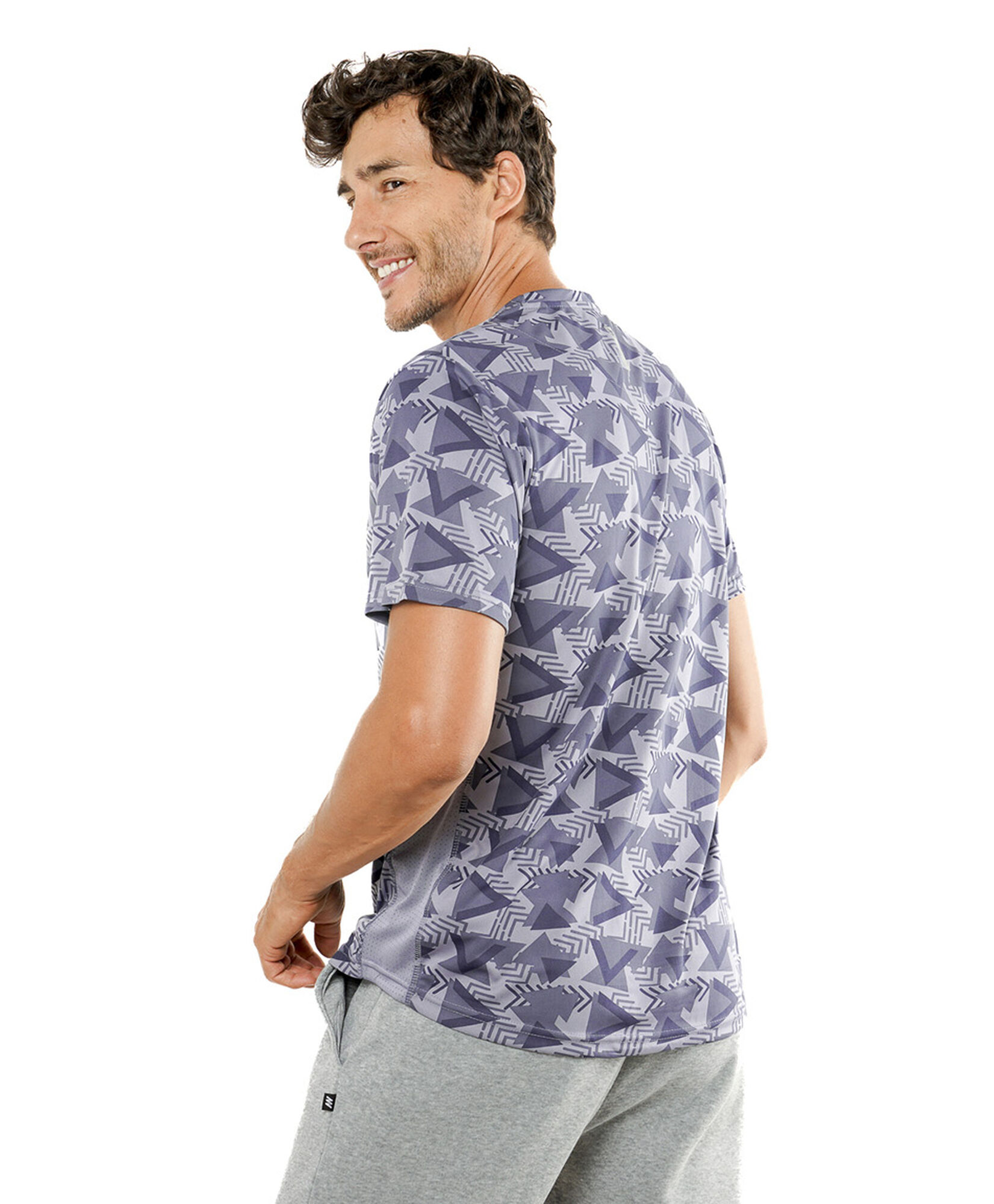 Polera deportiva hombre triángulos Polera deportiva hombre triángulos