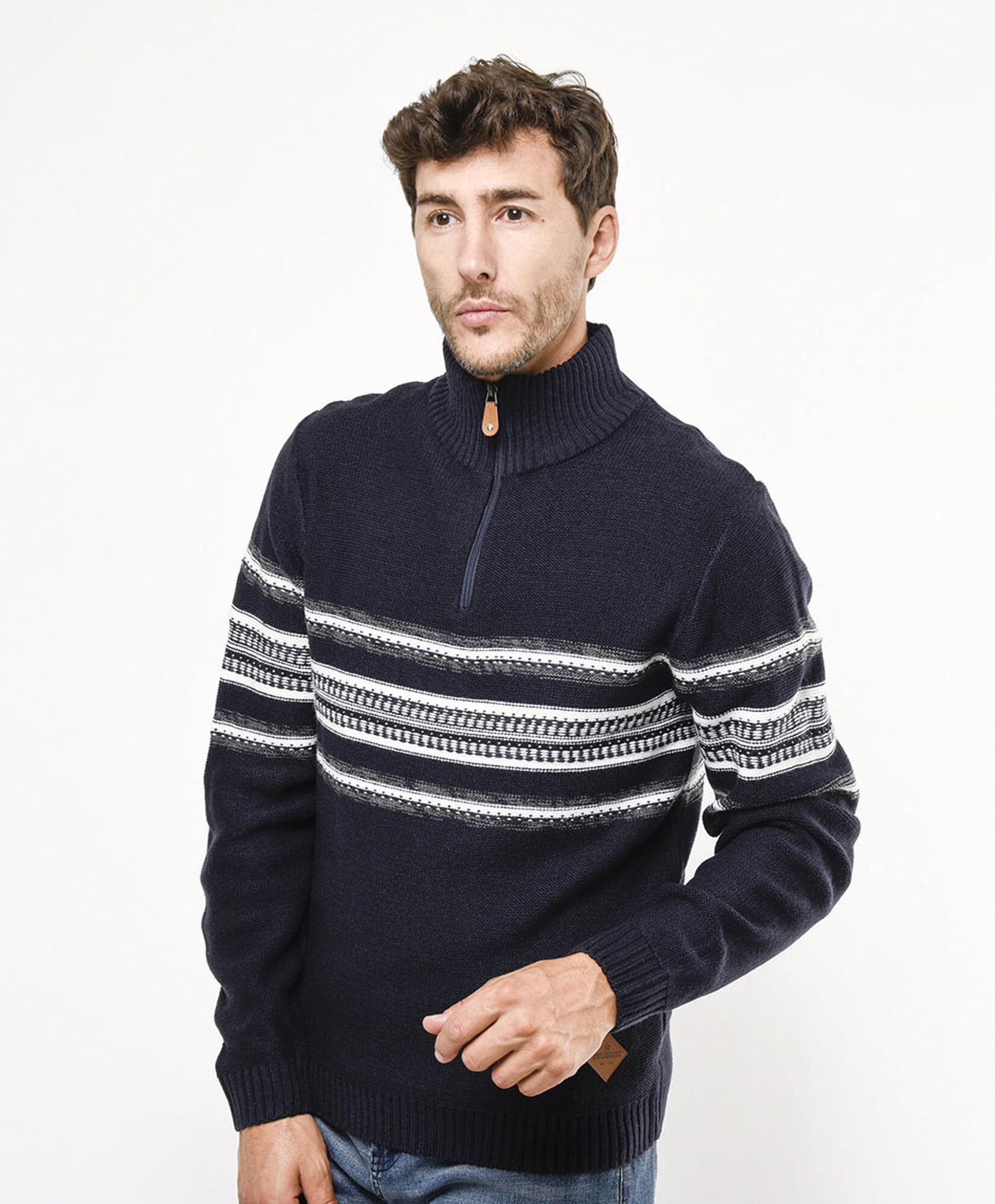 Sweater hmbre líneas diseño Sweater hmbre líneas diseño