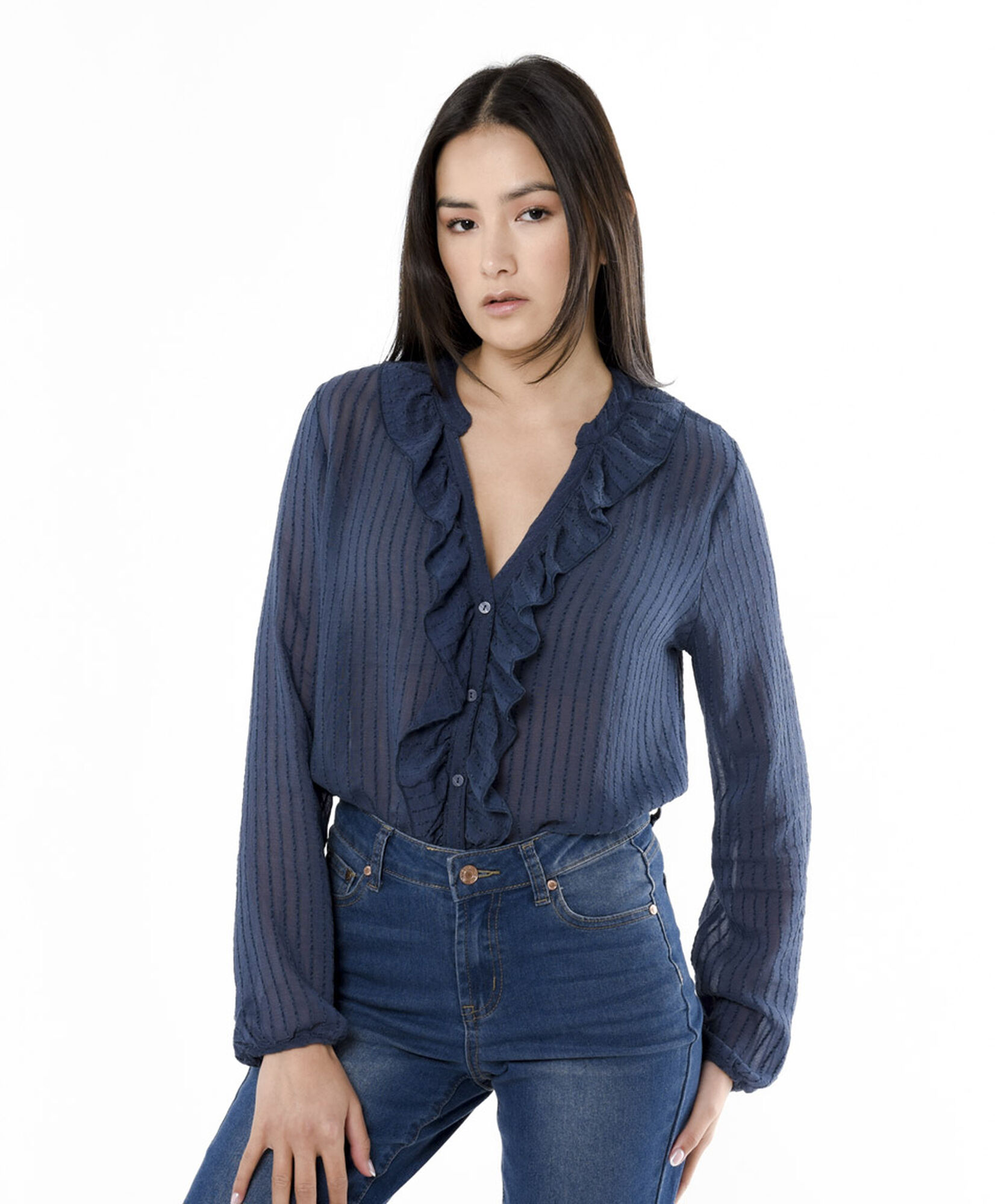 Blusa mujer botones con vuelitos Blusa mujer botones con vuelitos