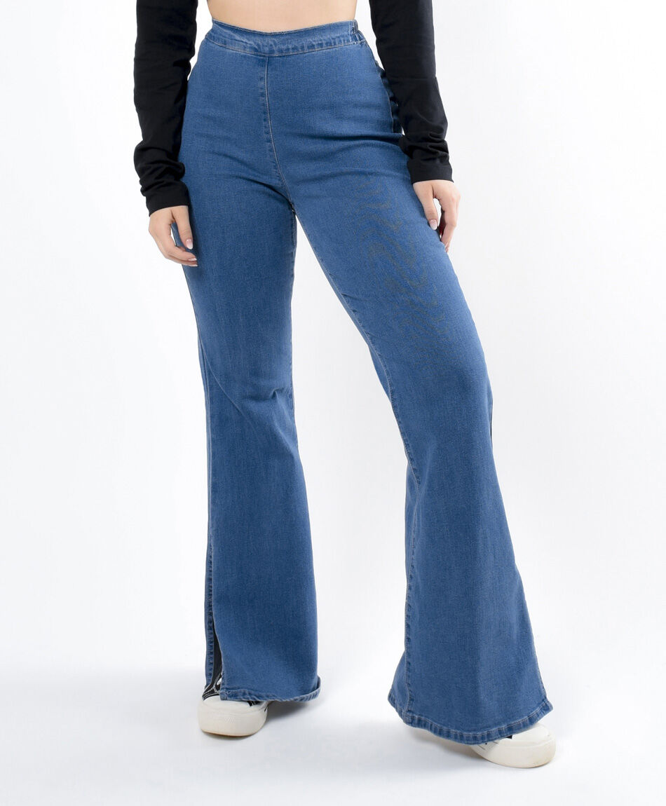 Pantal&oacute;n mujer denim tiro alto flare
