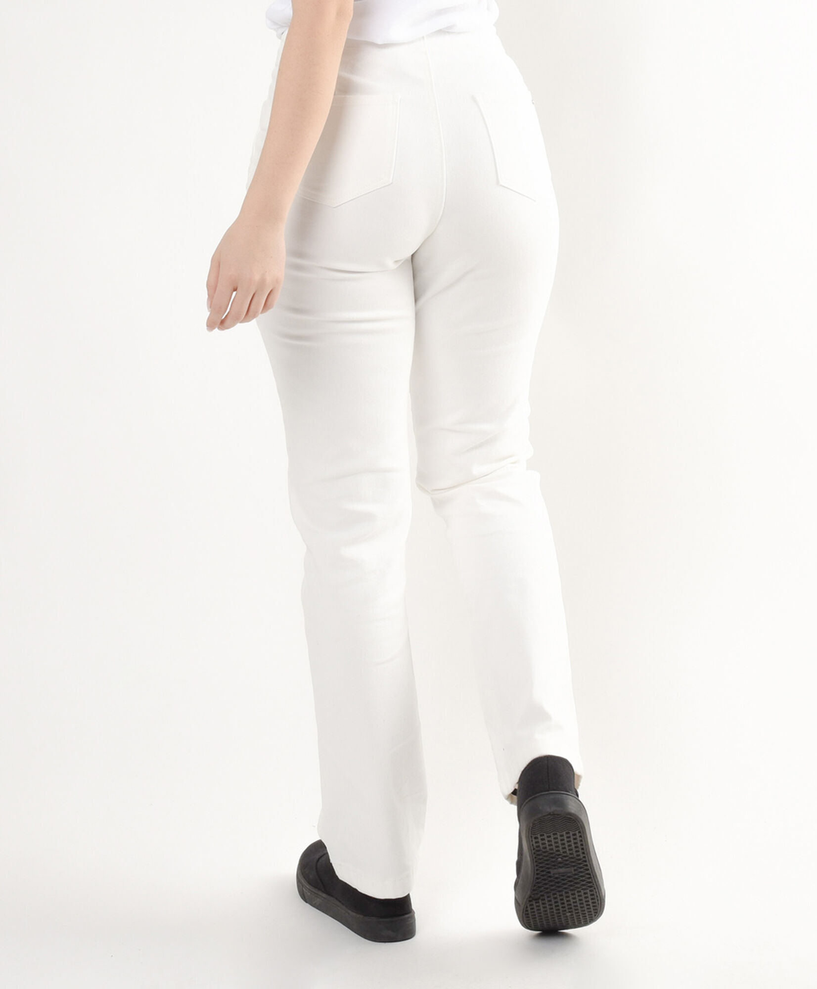 Jeans mujer detalle botones Jeans mujer detalle botones