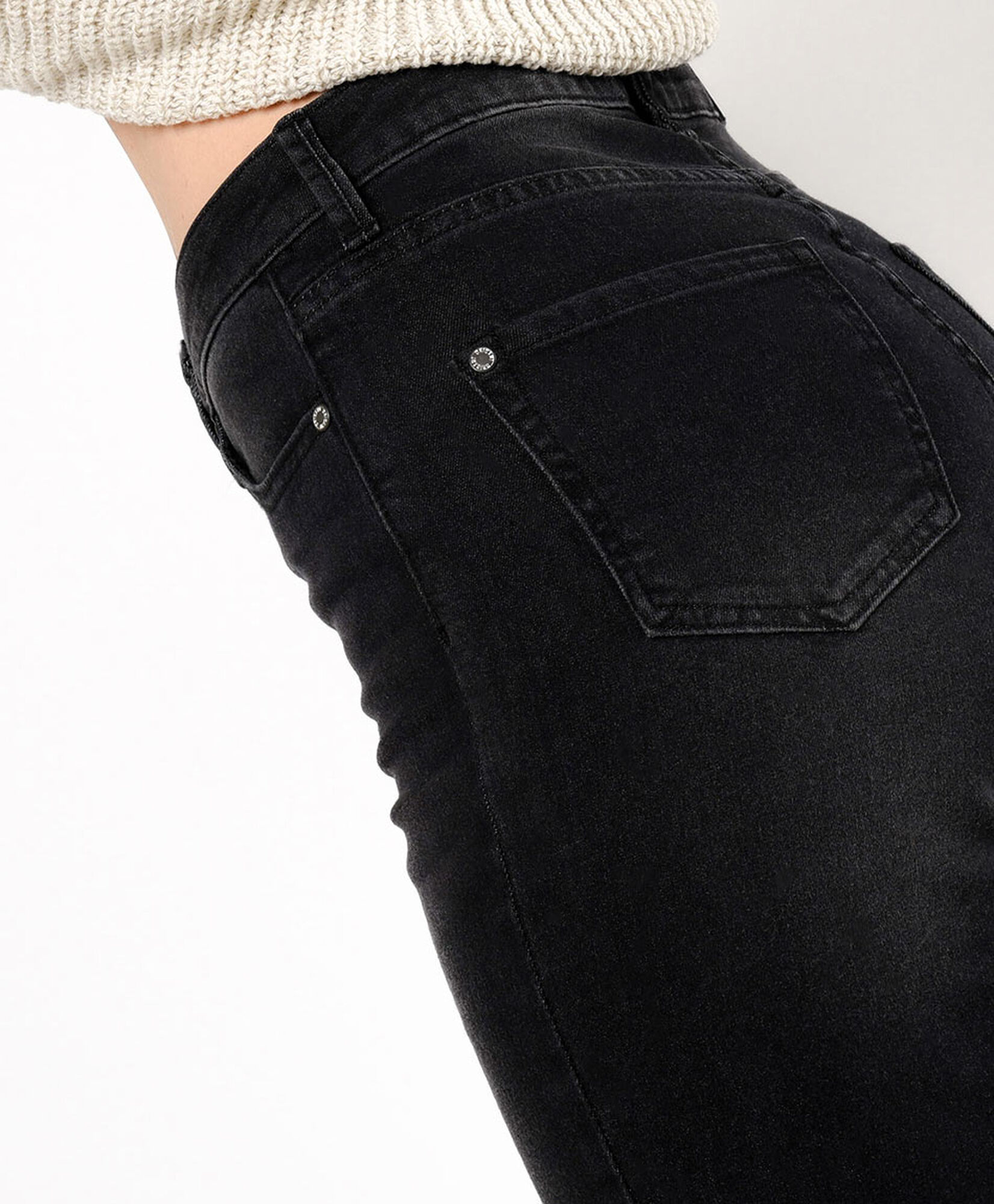 Jeans mujer negros flare Jeans mujer negros flare