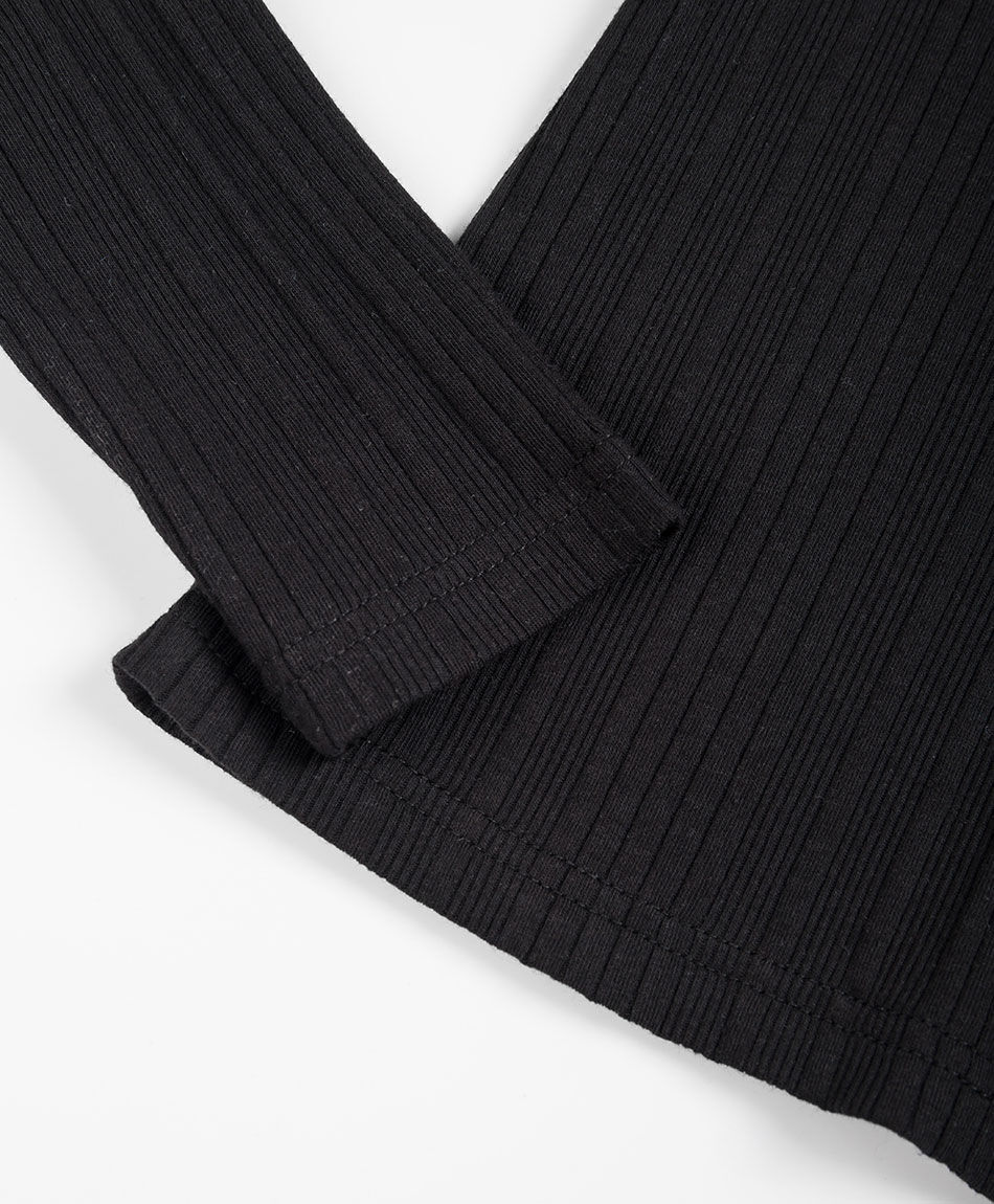 Polera ni&ntilde;a manga larga moda negro