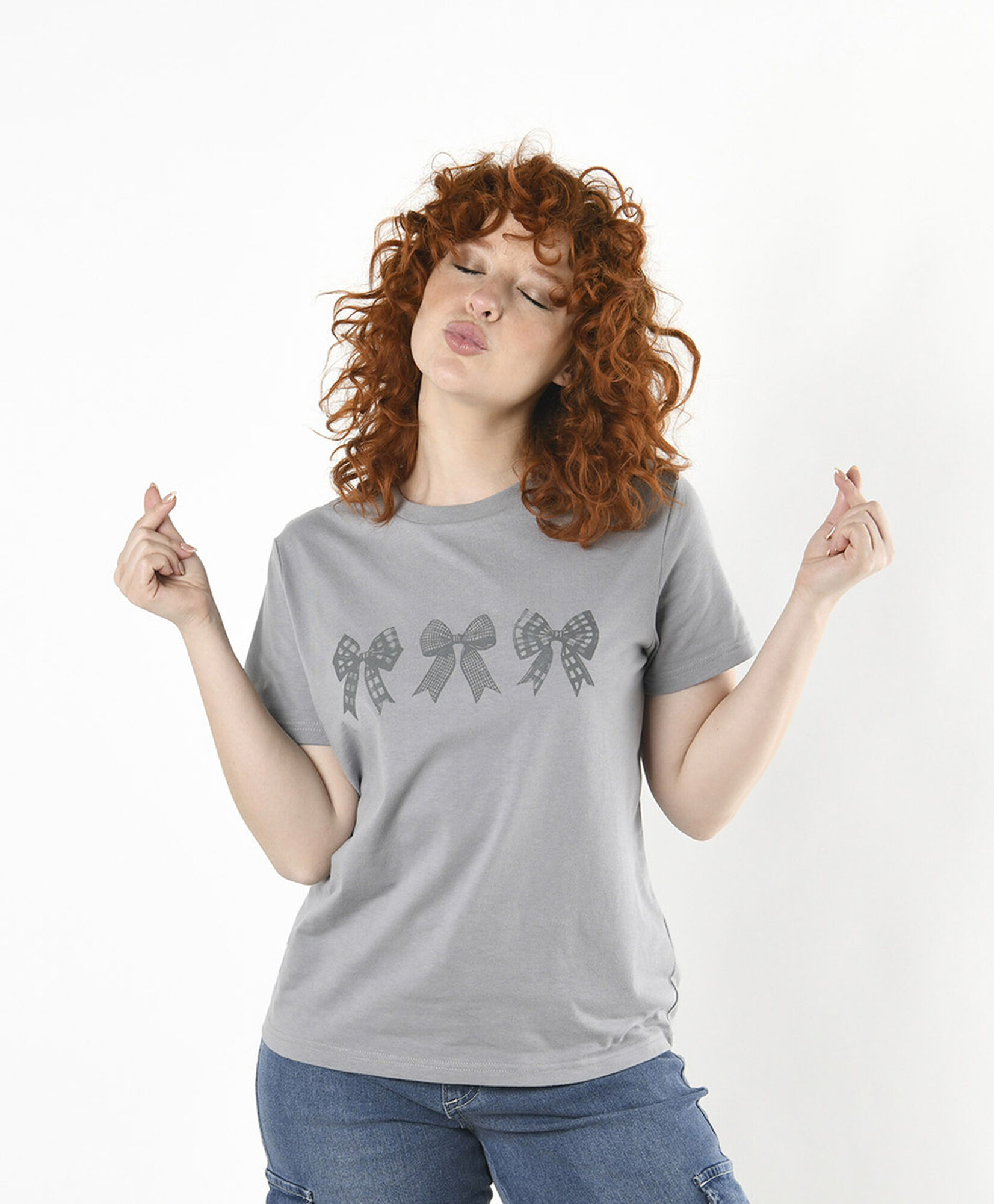Polera mujer estampado lazos Polera mujer estampado lazos