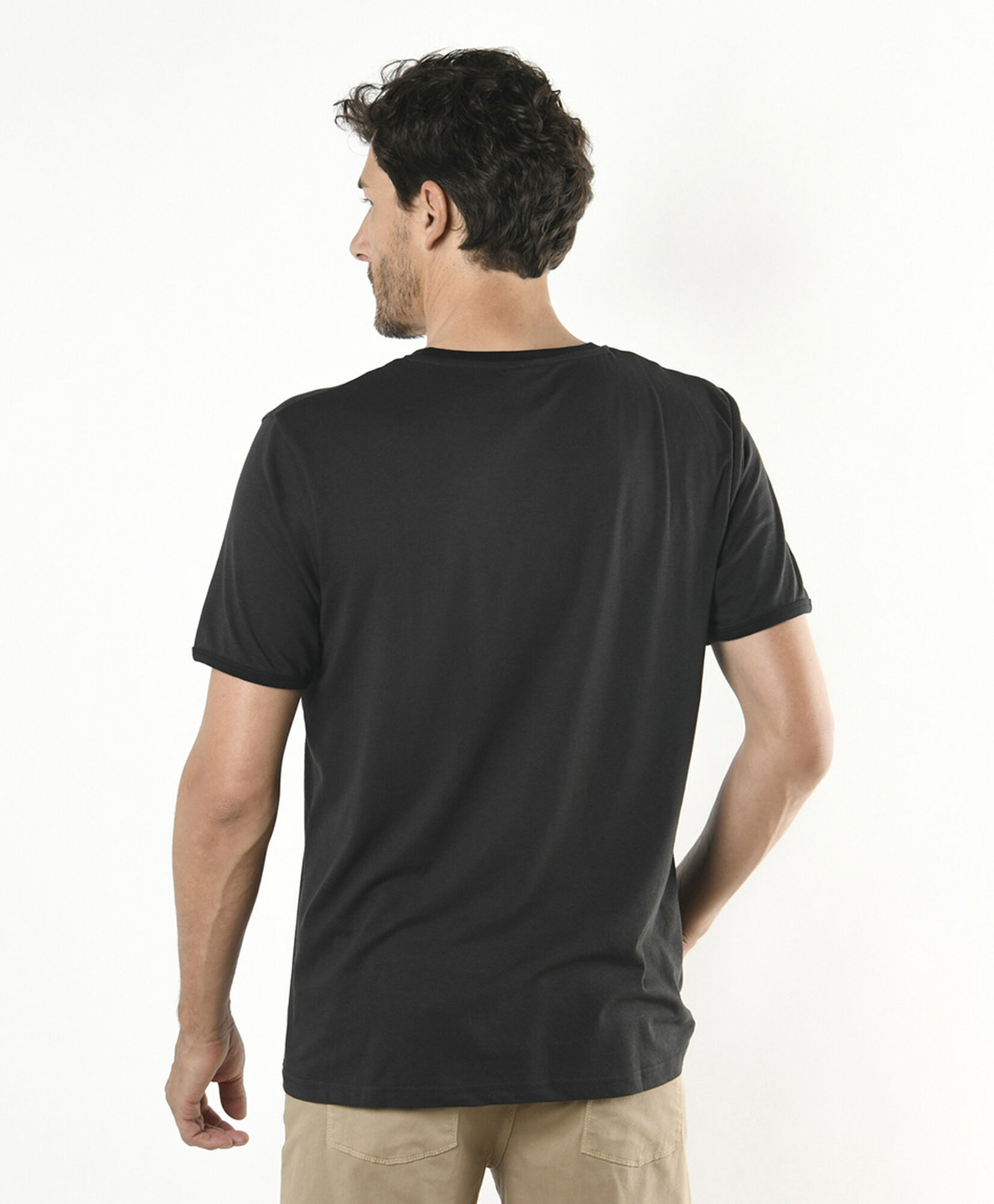 Polera hombre estampado águila Polera hombre estampado águila