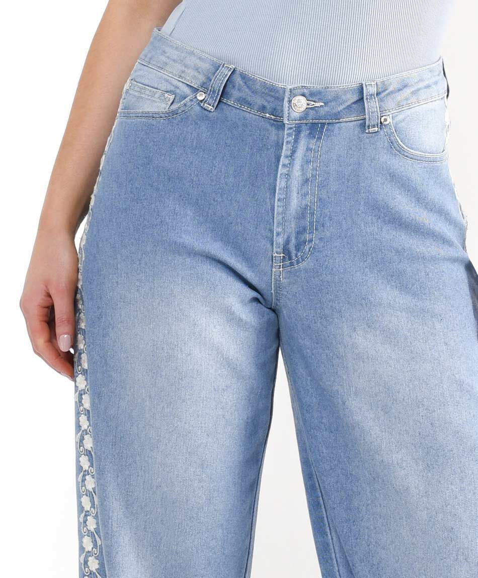 Jeans mujer esencia floreada&nbsp;wide