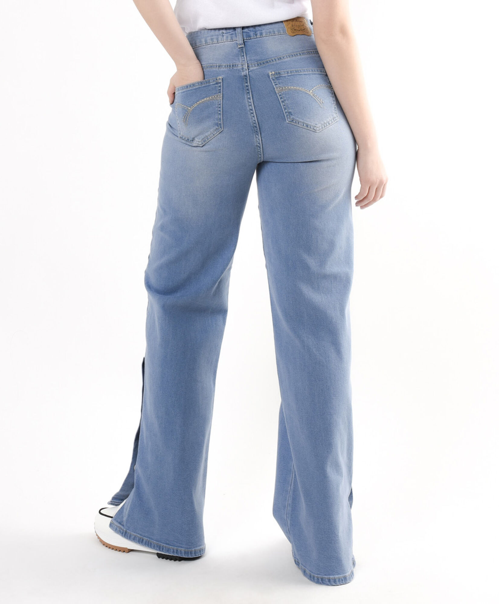 Jeans mujer basta botones wide Jeans mujer basta botones wide